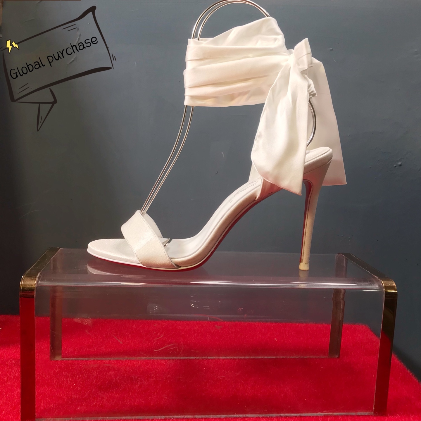 NO:704553,High-end customized classic sandals series! H10Cm, size 34-42. Genuine leather outsole, customized model, non-refundable and non-exchangeable - 060, imported white silk, white sheep leather lining. Love label. Official website synchronization Standard European code Reference:-060 Color: white/white Material: SATIN Lining: goat leather Heel heigh: 10Cm Sole: leather sole Size: EUR 34-42 (US 4-11):,,christian louboutin,sandals,sheepskin,real silk,Leather soles19860909高端订制 凉鞋精典款系列！ H10Cm,尺码34-42码.真皮大底,订制款不退不换－060,进口白色真丝,白羊皮里.愛标. 官网同步 标准欧码 Reference:-060 Color:white/white Material:SATIN Lining:goat leather Heel heigh:10Cm Sole:leather sole Size:EUR 34－42（US 4一11) :,,christian louboutin,sandals,sheepskin,real silk,Leather soles,Women's Shoes