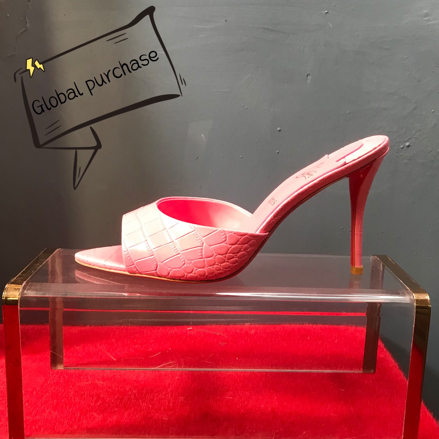 NO:704542,High-end customized 2026 spring and summer crocodile classic series!  H10Cm, size 34-42. Genuine leather outsole, customized models are non-returnable and non-exchangeable. L57-001. Rose red crocodile pattern leather. Rose red envelope sheepskin lining. Standard European size synchronized with the official website (please note when ordering: there is color difference in the leather. The left and right feet are close to match according to the actual picture) Reference: L57-001 Color: rose/rose Material: crocodile leather Lining: goat leather Heel height: 10cm  Sole:leather sole Size:EUR 34-42 (US 4-11):,,christian louboutin,sheepskin,Leather soles19860909高端订制 2026春夏鳄鱼精典款系列！ H10Cm,尺码34-42码.真皮大底,订制款不退不换.L57-001.玫红鳄鱼纹皮.玫红包羊皮里. 标准欧码 官网同步（下单请注意:皮料有色差.按图实物左右脚接近配对） Reference:L57-001 Color:rose/rose Material:crocodile leather Lining:goat leather Heel heigh:10cm Sole:leather sole Size:EUR 34－42（US 4一11) :,,christian louboutin,sheepskin,Leather soles,Women's Shoes