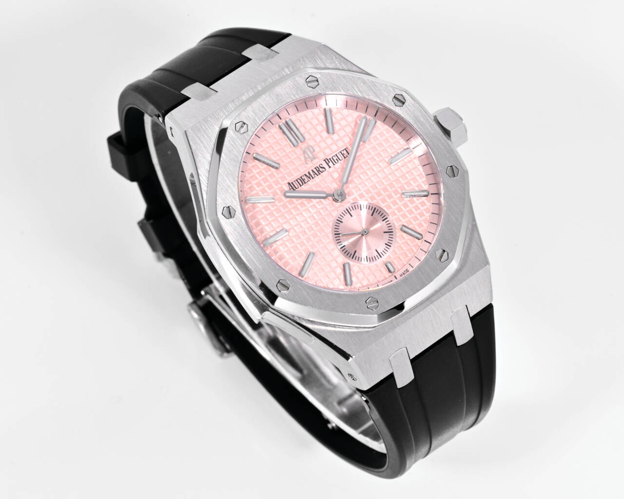 Audemars Piguet Royal Oak Offshore stainless steel case and bezel, pink dial, black rubber strap 37mm Women's Automatic