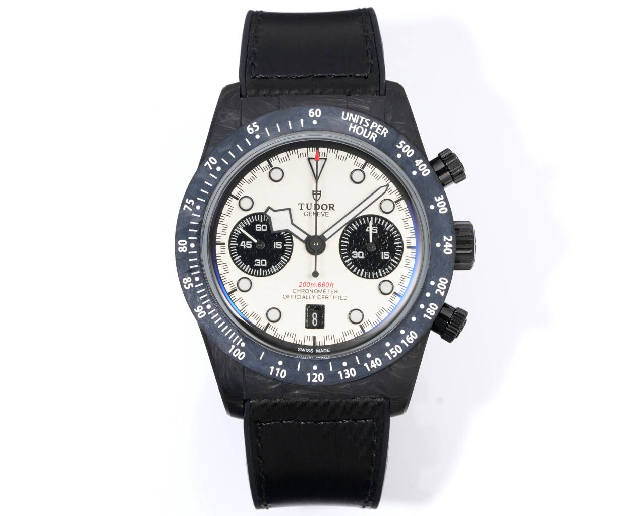 NO:764003,Uniform Tudor Biwan Series M79377KN-0001  Watch friends who know Tudor can see that the brand has achieved excellent results in rejuvenation and recognition in recent years. This Tudor Black Bay Chronograph Carbon Fiber 25 Limited Edition is very suitable for watch friends who want to try the dopamine style but don’t want to be too exaggerated. The diameter of the watch is 42 mm, and the entire watch, including the lug covers, is made of full carbon  Fiber material, the outer ring of the fixed tachometer is also made of carbon fiber, which is thinner than the stainless steel model. It is equipped with a titanium chronograph button and a titanium case bottom cover, making the overall light and comfortable. The thickness of the case is 14.3 mm, the movement type is automatic, the case material is carbon fiber, the power reserve is 70 hours, and it is waterproof.19860909统一 帝舵碧湾系列M79377KN-0001 了解帝舵的表友能看到品牌近些年在年轻化和辨识度上做到了出色的效果.而这款帝舵碧湾计时型碳纤25限定版就很适合想要尝试多巴胺风格但又不想过于夸张的表友.42毫米表径,整个腕表包含表耳盖在内使用全碳纤维材质,固定测速计外圈同样以碳纤维制成,比不锈钢款更加纤薄,搭配钛金属计时按钮和钛金属表壳底盖,整体轻盈又舒服.表壳厚度14.3毫米,机芯类型自动机械,表壳材质碳纤维,70小时动储和米防水.,,Watch