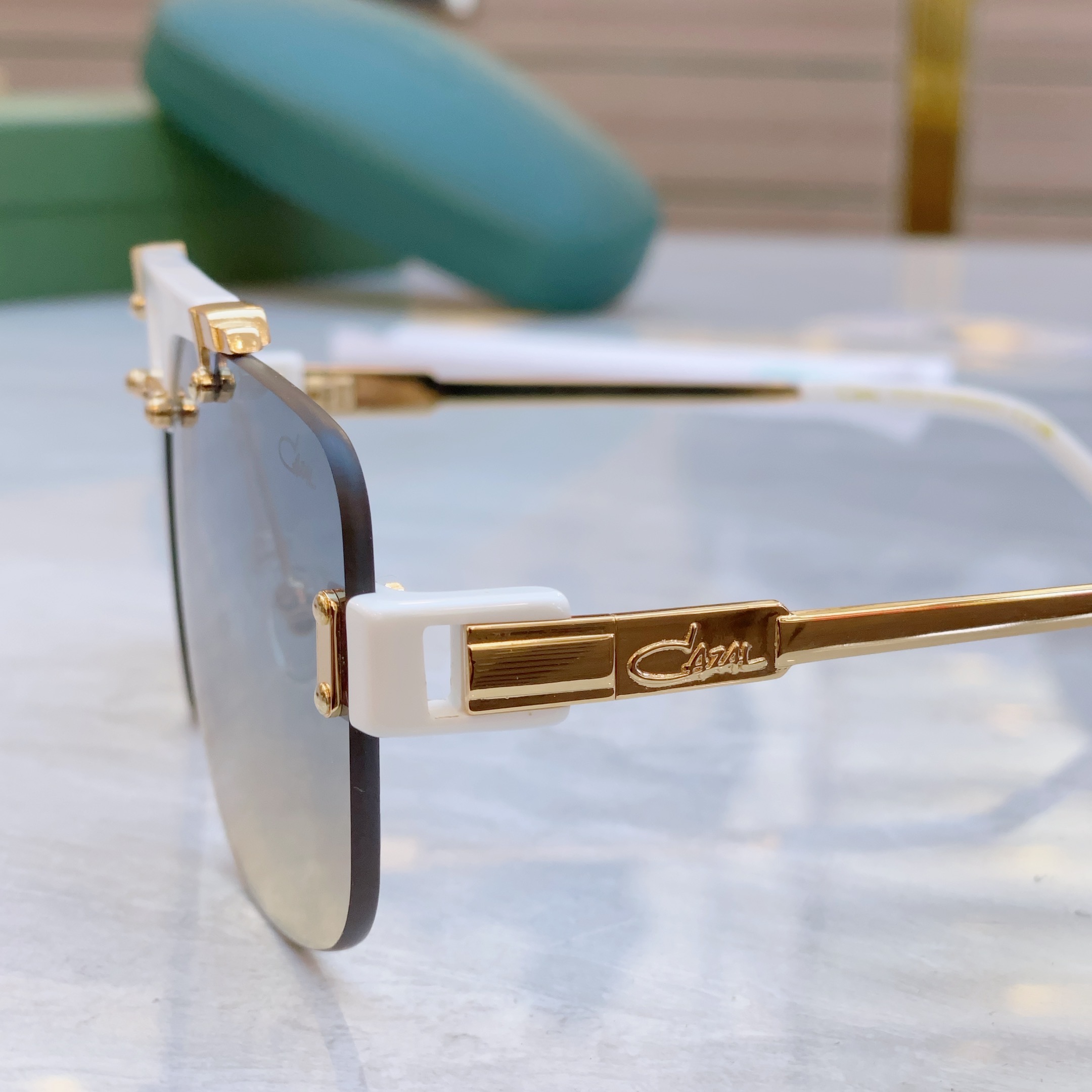  ，【CAZA*】卡加*尔新款太阳镜🕶️，MODEL：MOD.887，SIZE：62口12-135



