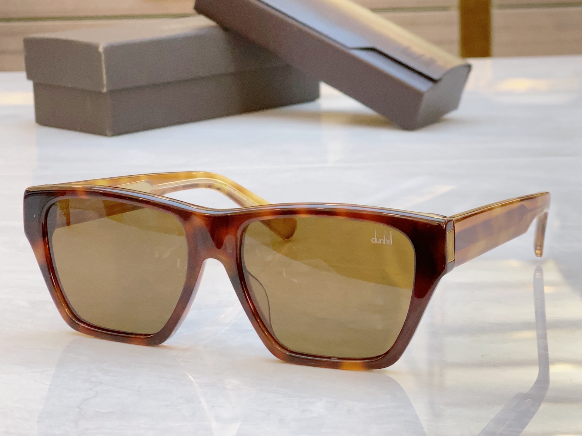 【DUNHIL*】登喜*路新款光学架，MODELDU0031S，SIZE56口17-145



