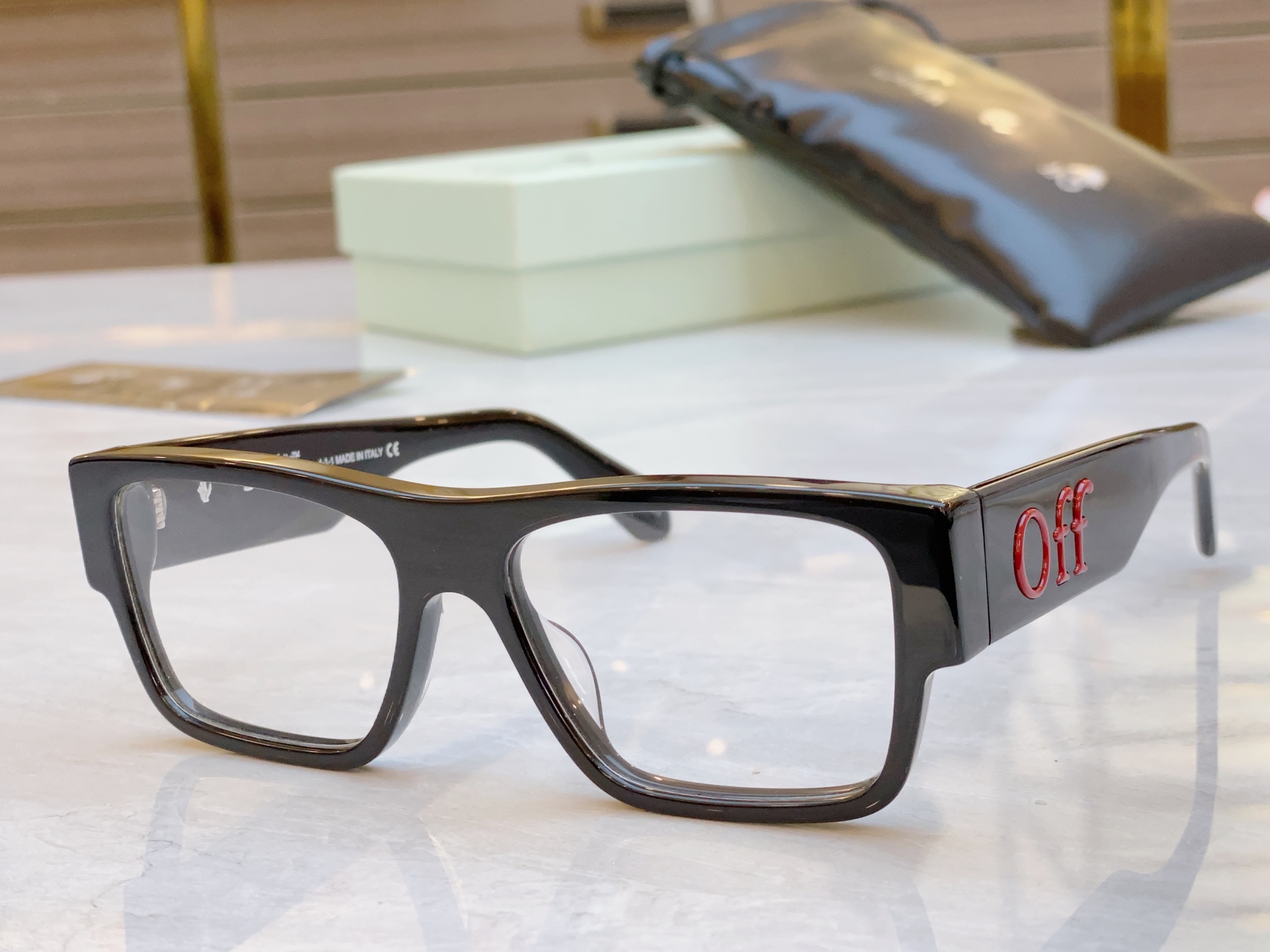 ，【OFF WHIT*】新款太阳镜🕶️，MODELOERJ086，SIZE 56口16-145




