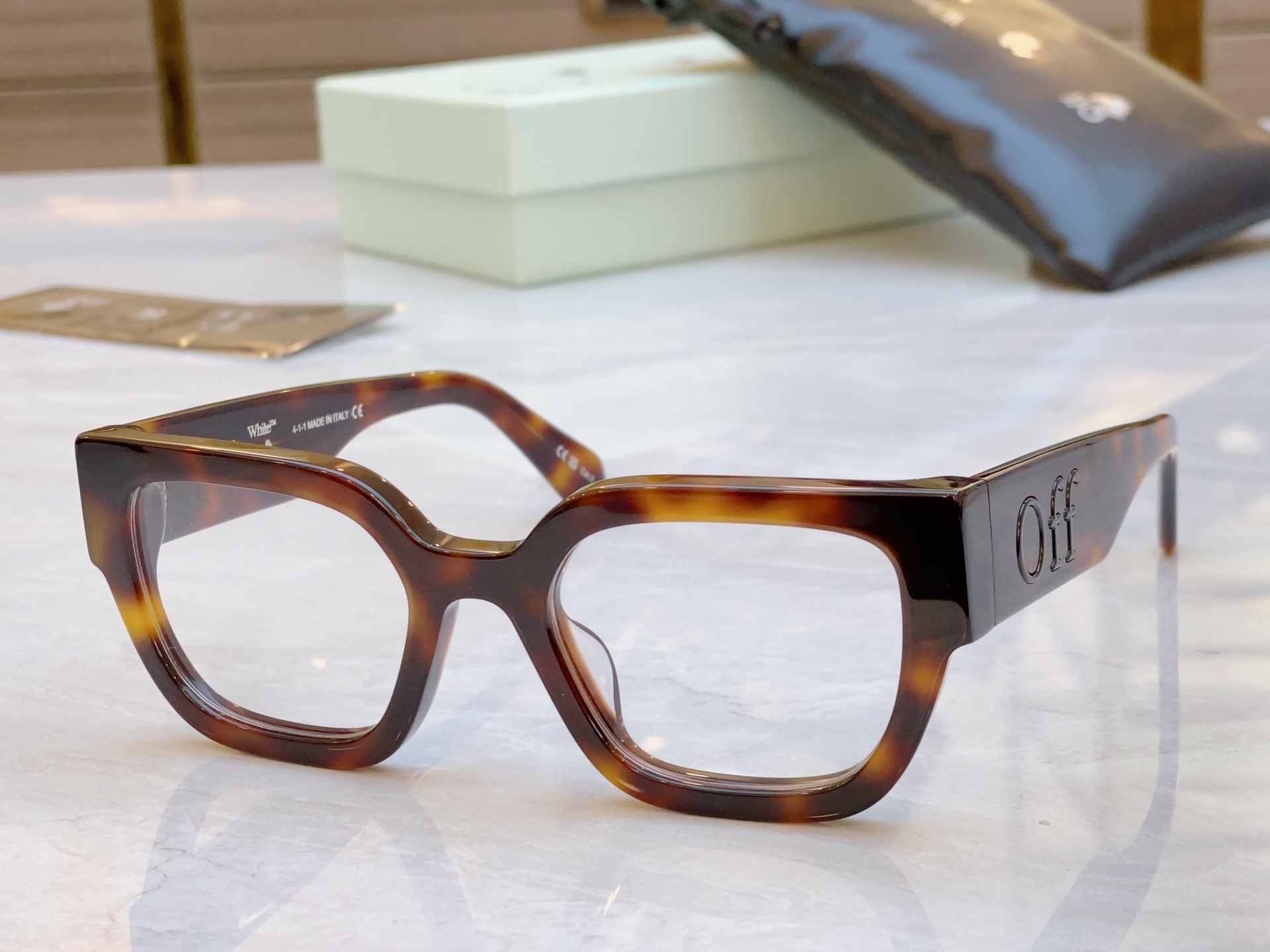 ，【OFF WHIT*】新款太阳镜🕶️，MODELOERJ085，SIZE 51口20-145

