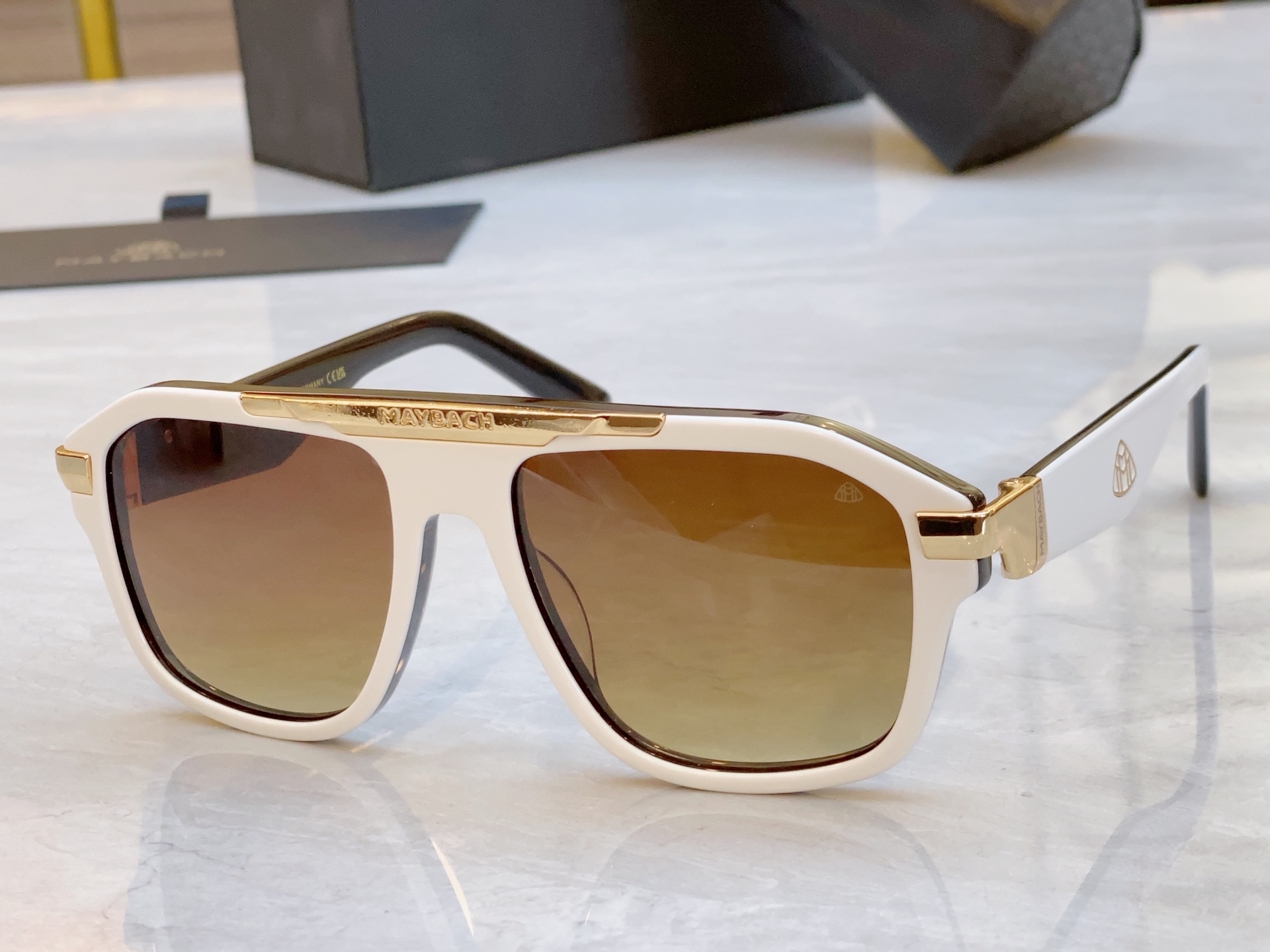 ，【MAYBAC*】迈巴*赫新款太阳镜🕶️🕶️，MODELAB/FH-G/D-Z115，SIZE：56口