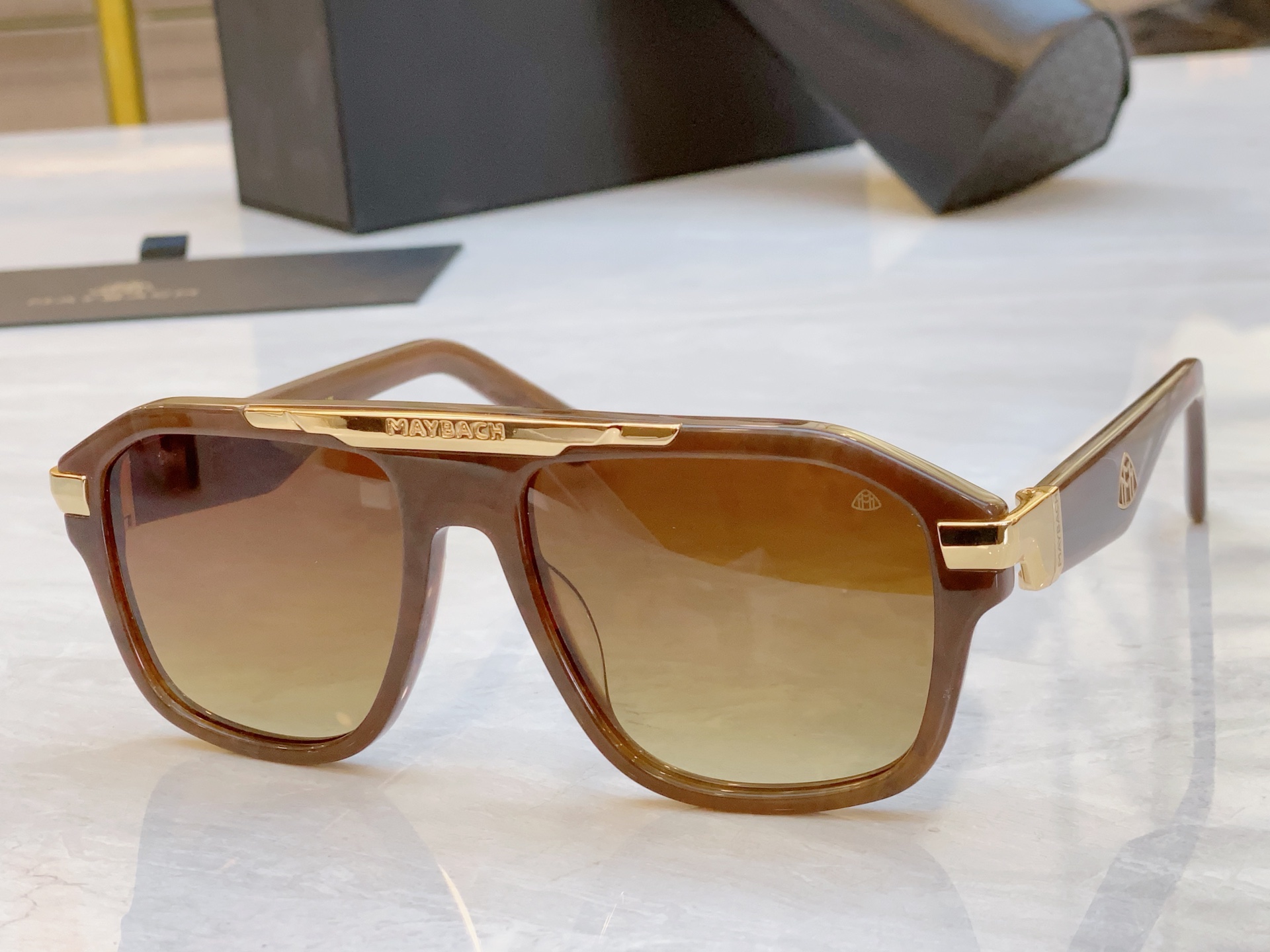 ，【MAYBAC*】迈巴*赫新款太阳镜🕶️🕶️，MODELAB/FH-G/D-Z115，SIZE：56口