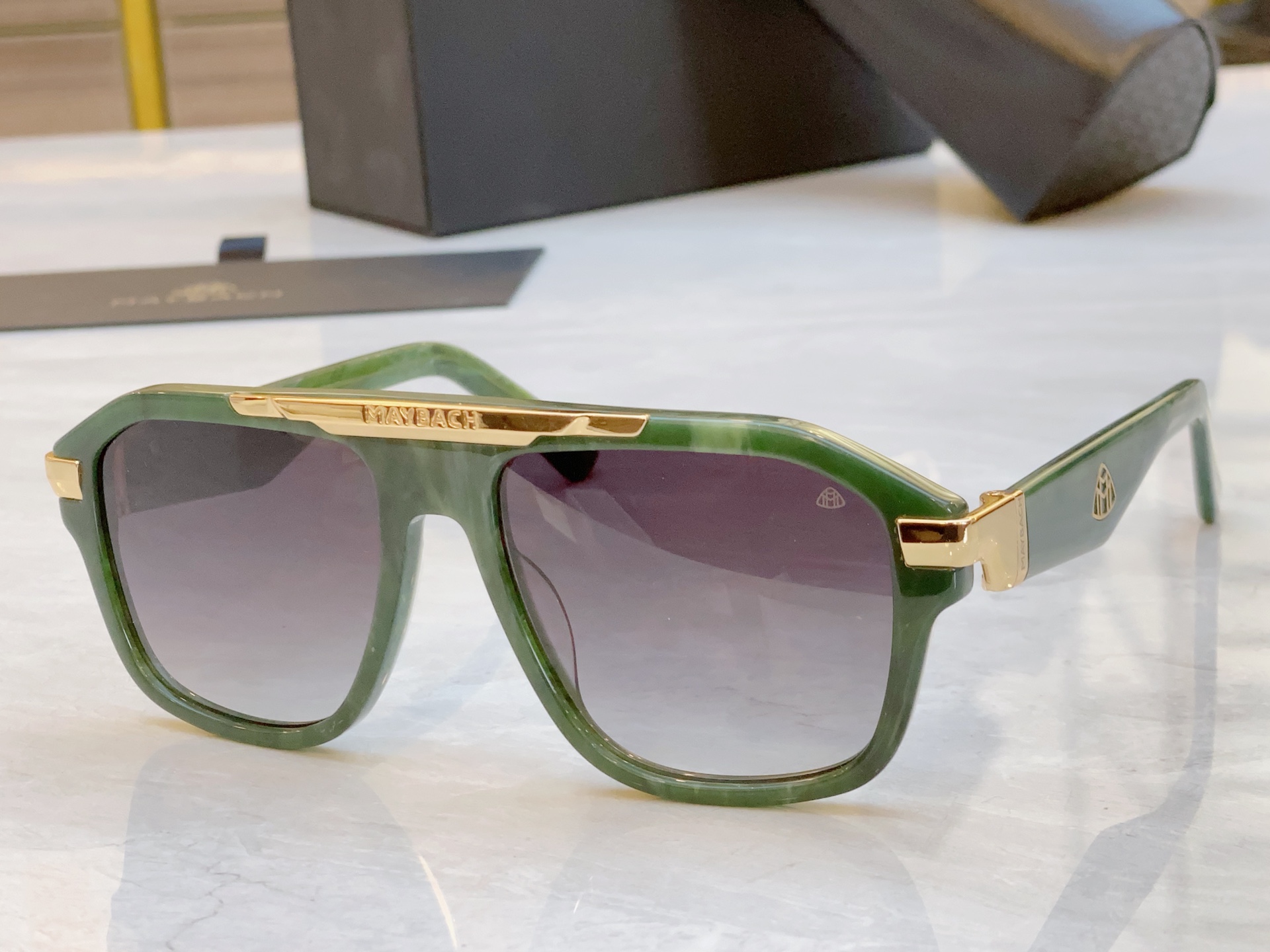 ，【MAYBAC*】迈巴*赫新款太阳镜🕶️🕶️，MODELAB/FH-G/D-Z115，SIZE：56口