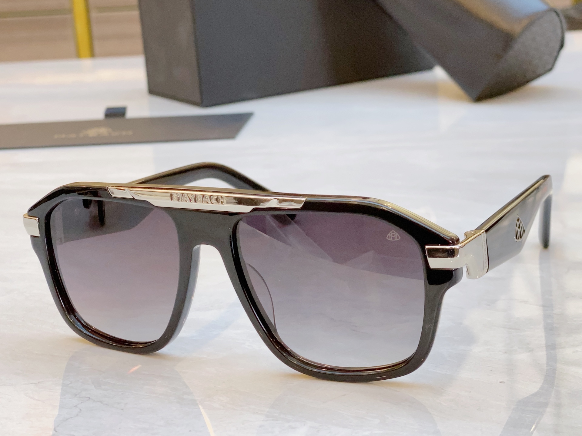 ，【MAYBAC*】迈巴*赫新款太阳镜🕶️🕶️，MODELAB/FH-G/D-Z115，SIZE：56口