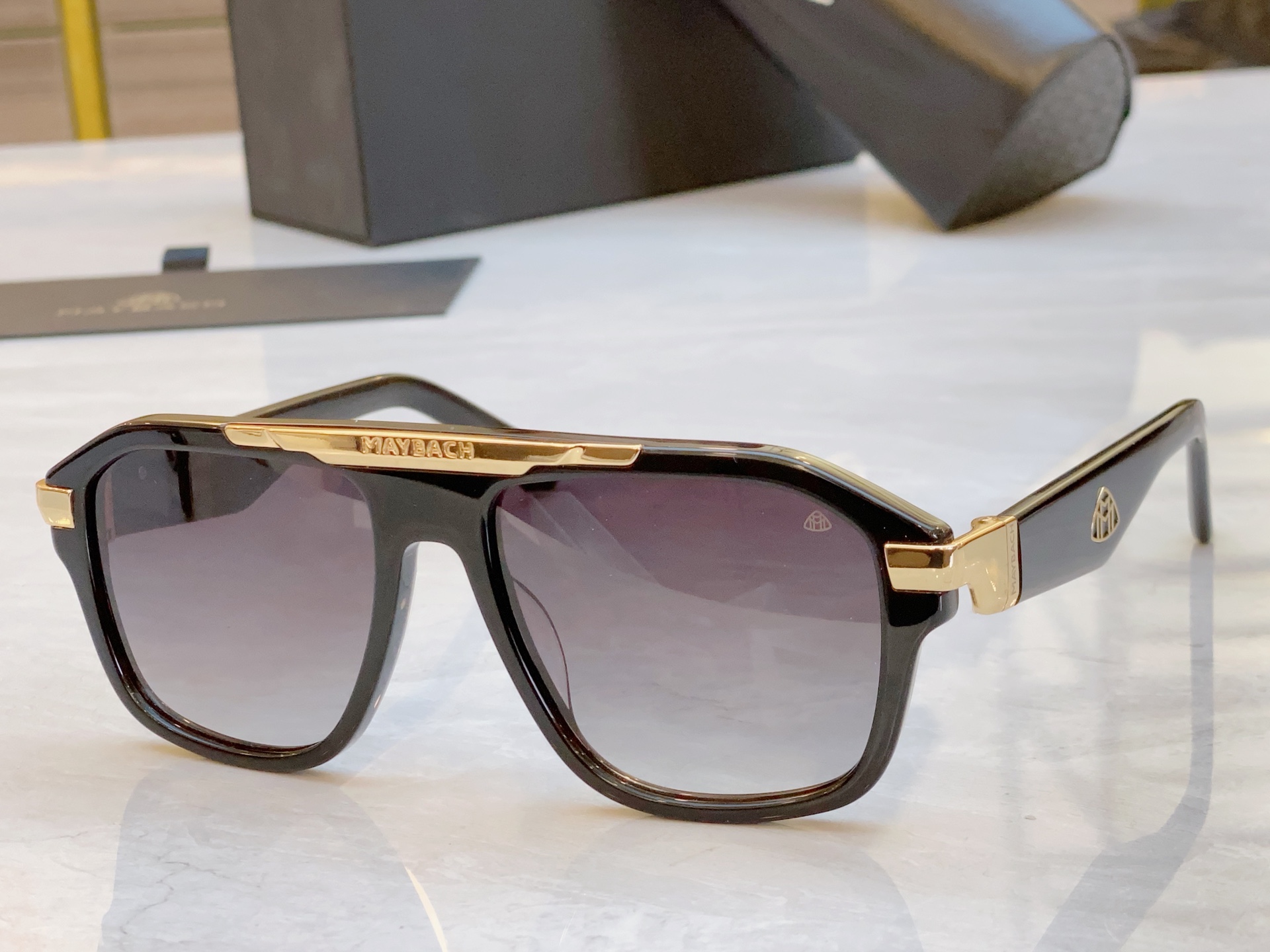 ，【MAYBAC*】迈巴*赫新款太阳镜🕶️🕶️，MODELAB/FH-G/D-Z115，SIZE：56口