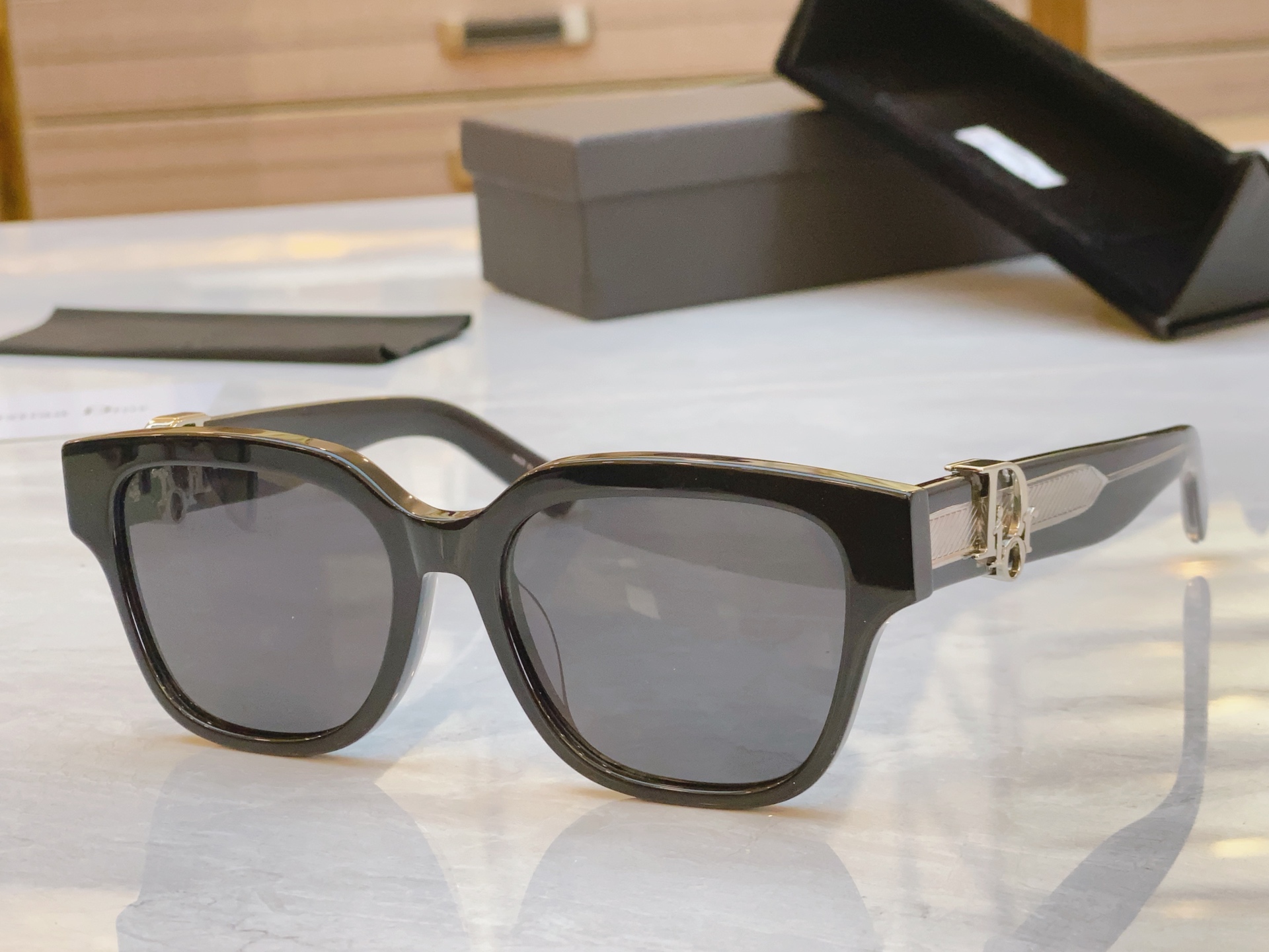 ，【Dio*】迪*奥新款太阳镜，
Mod：Dior Oblique S1F ，Size：54口18-15
