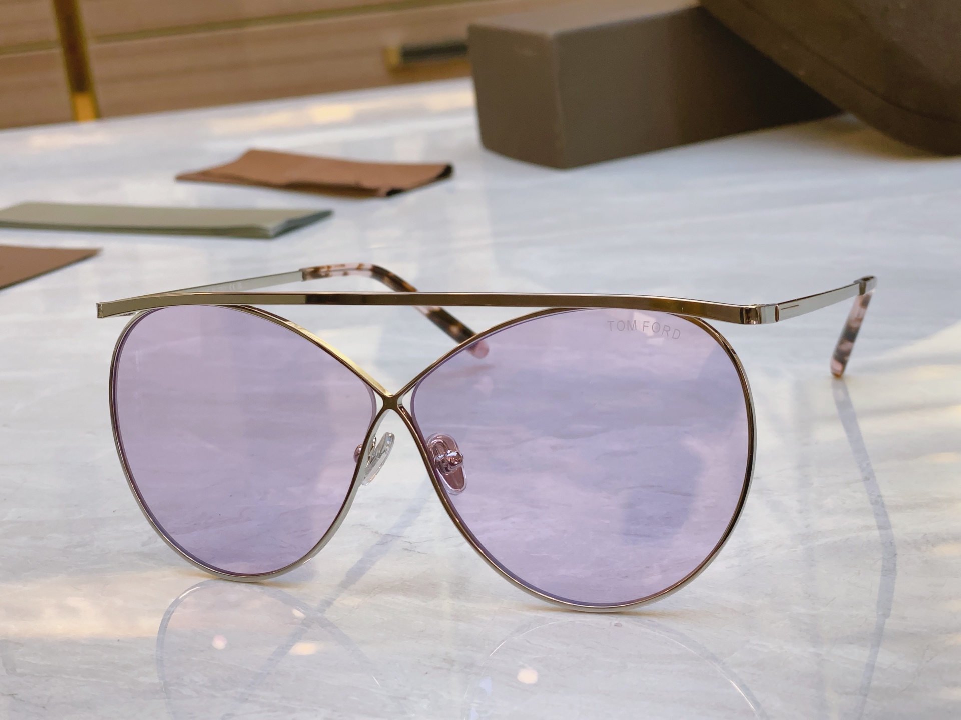 ，【TOM FOR*】汤姆*福特新款太阳镜🕶️，MODEL：TF0761，SIZE：67口8-130