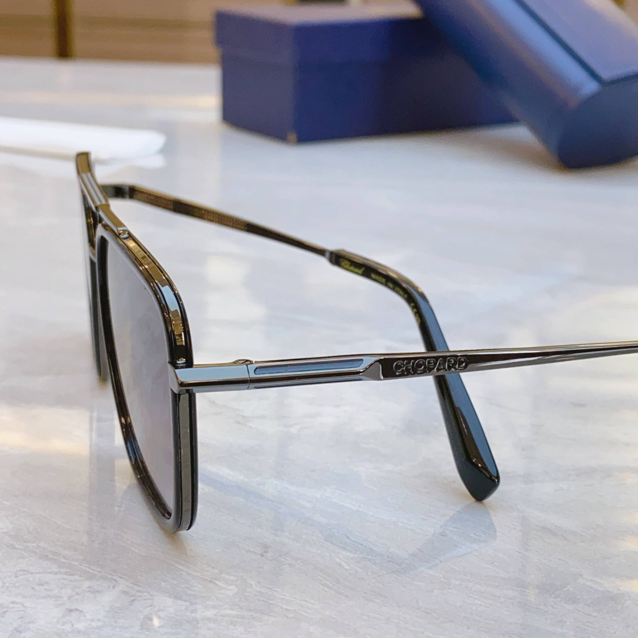 ，【ChoPar*】肖*邦新款太阳镜，MODEL：SCHL24V，SIZE：57口19-145