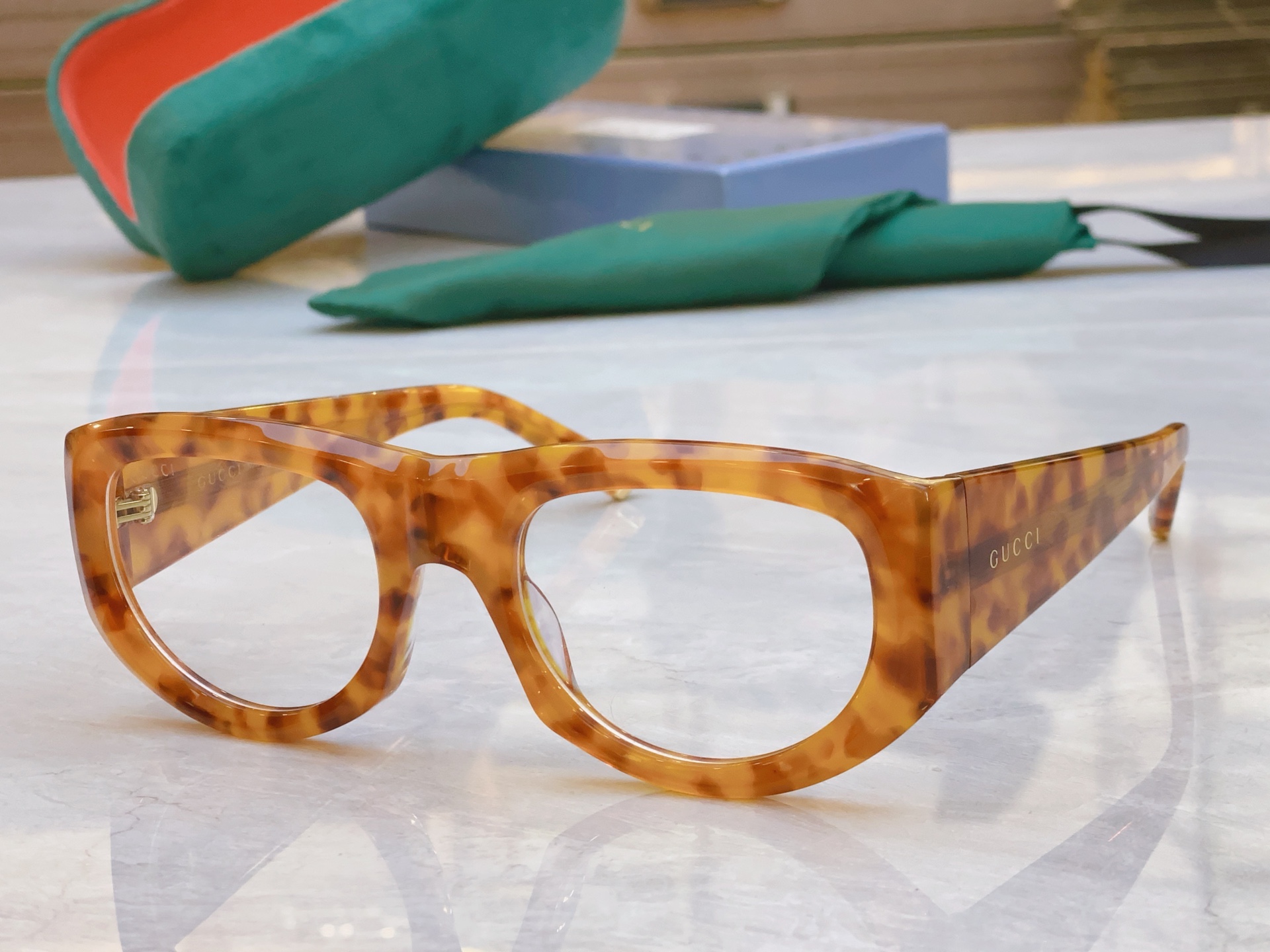 ，【GUCC*】古*驰新款太阳镜🕶️🕶️，MODEL：GG1917S，SIZE：56口21-145