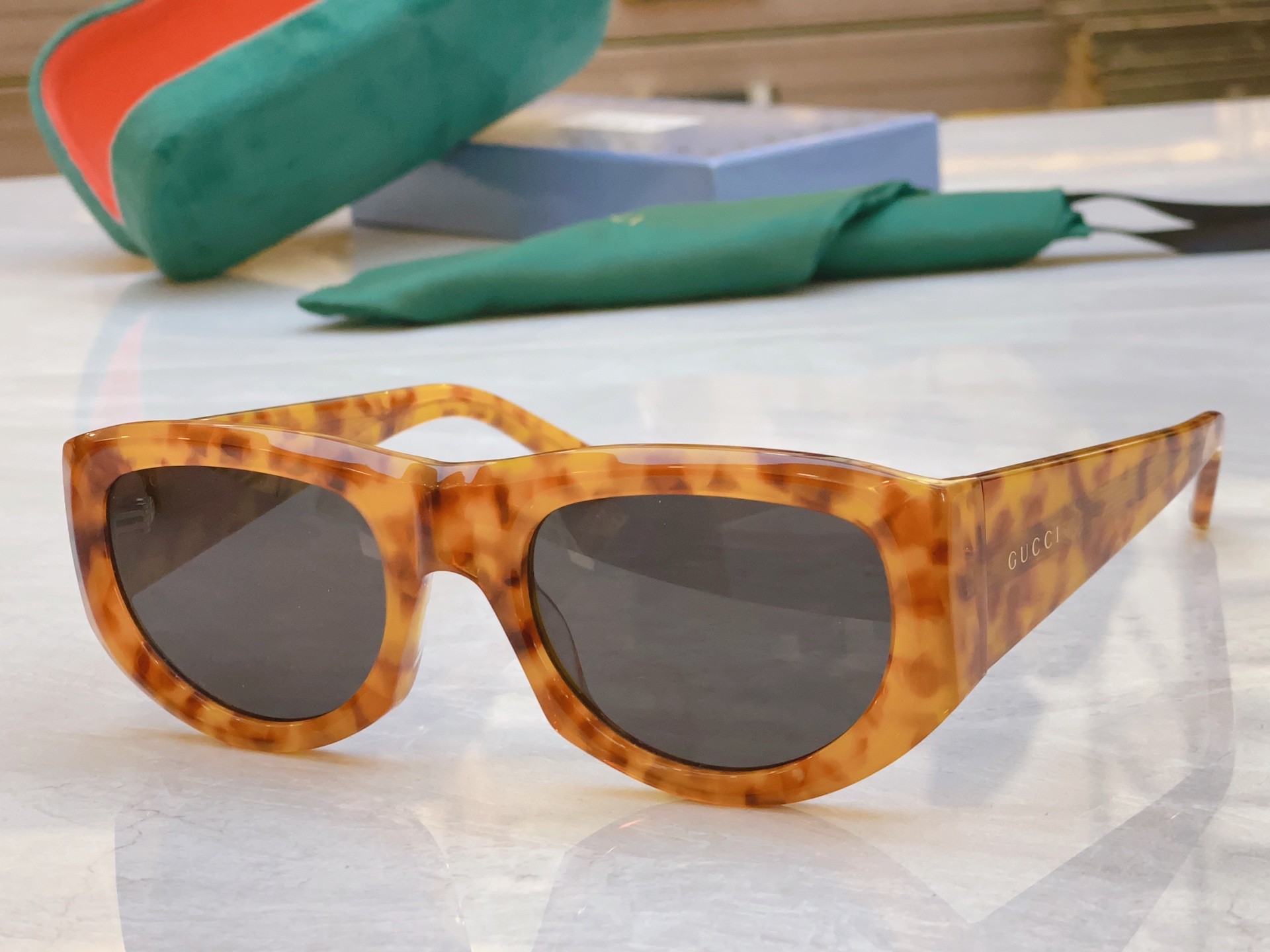，【GUCC*】古*驰新款太阳镜🕶️🕶️，MODEL：GG1917S，SIZE：56口21-145