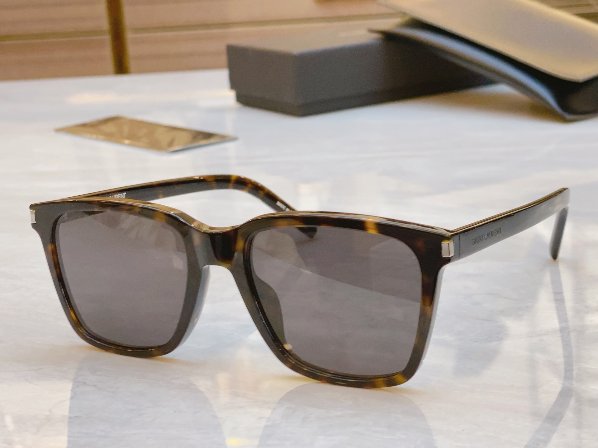 ，【SAINT LAURN*】圣罗*兰新款太阳镜，MODELSL717，SIZE54口18-145
