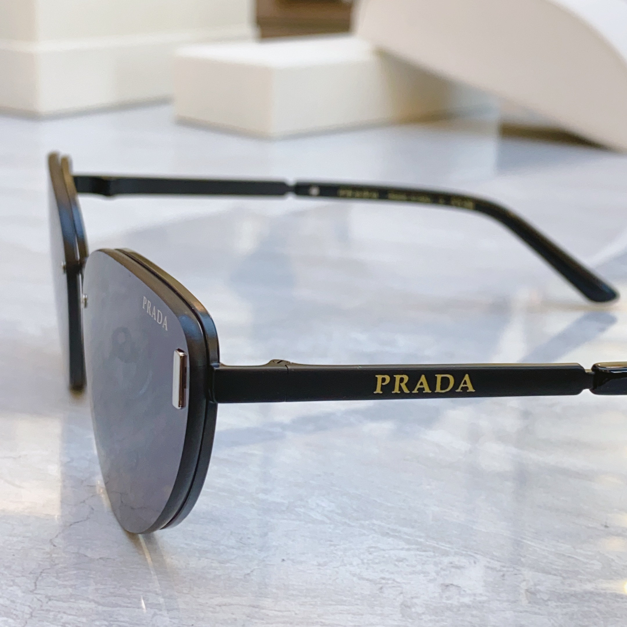 ，【PRAD*】普拉*达新款太阳镜，MODEL：PR 57WS，SIZE：63口17-140