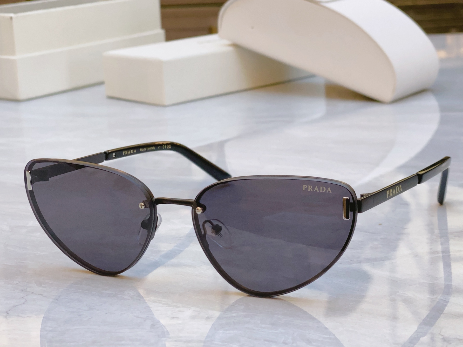 ，【PRAD*】普拉*达新款太阳镜，MODEL：PR 57WS，SIZE：63口17-140