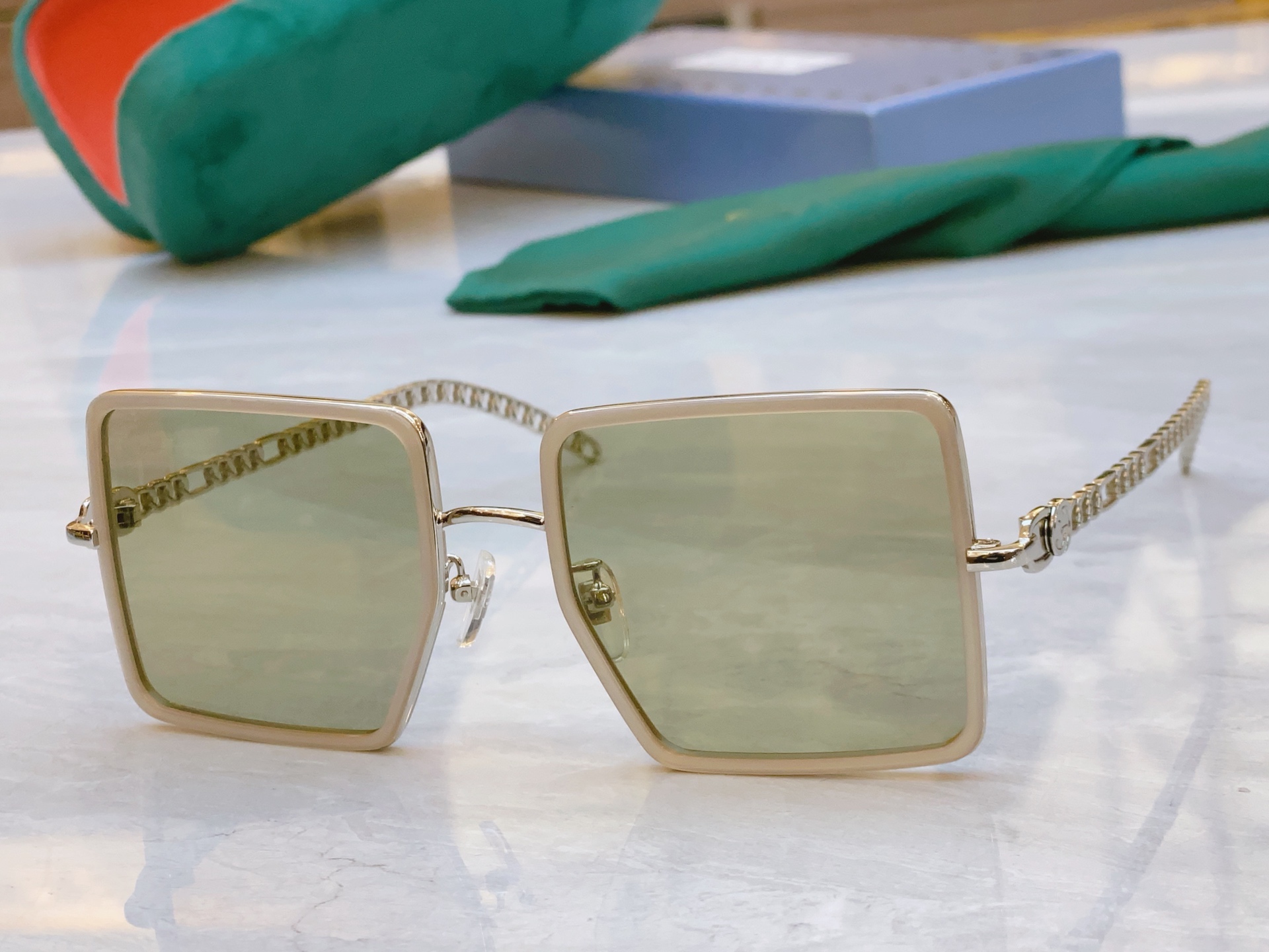 ，【GUCC*】古*驰新款太阳镜🕶️🕶️，MODEL：GG0669S，SIZE：54口22-145