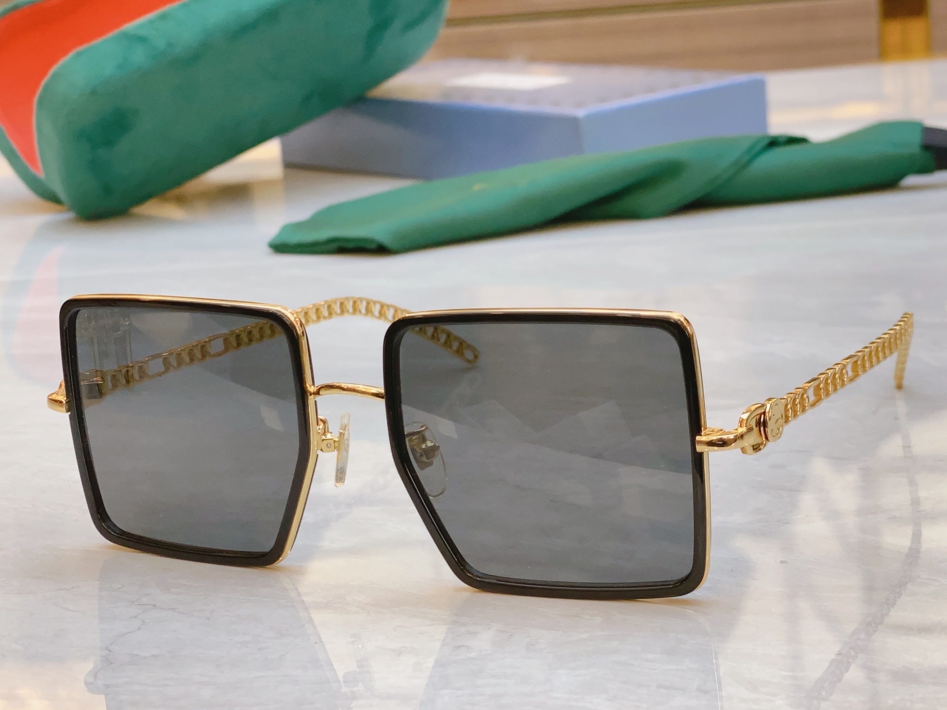 ，【GUCC*】古*驰新款太阳镜🕶️🕶️，MODEL：GG0669S，SIZE：54口22-145