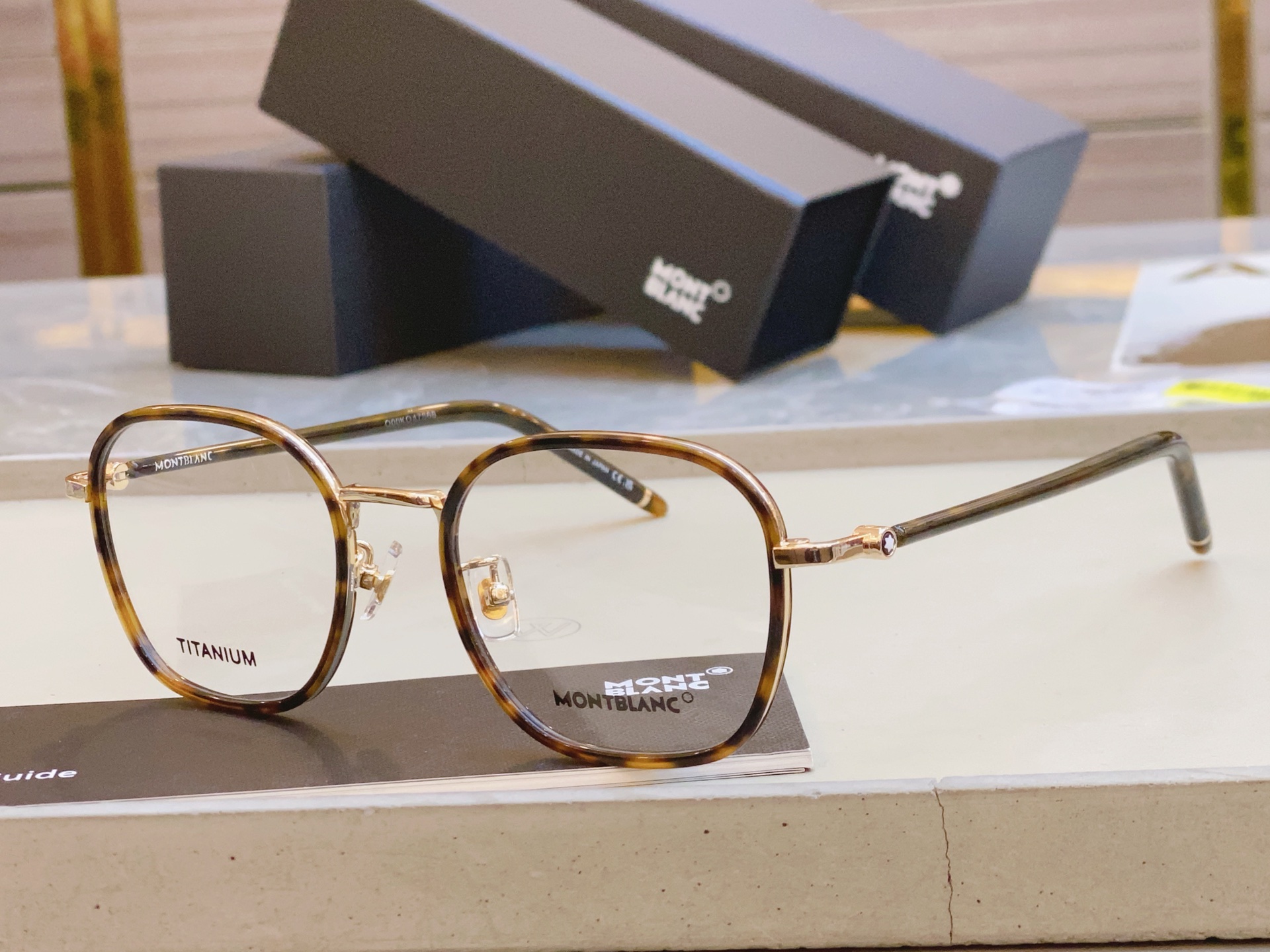 ，【MONT BLAN*】万宝*龙新款光学架🕶️。MODELMB0368O，SIZE 52口20-145
