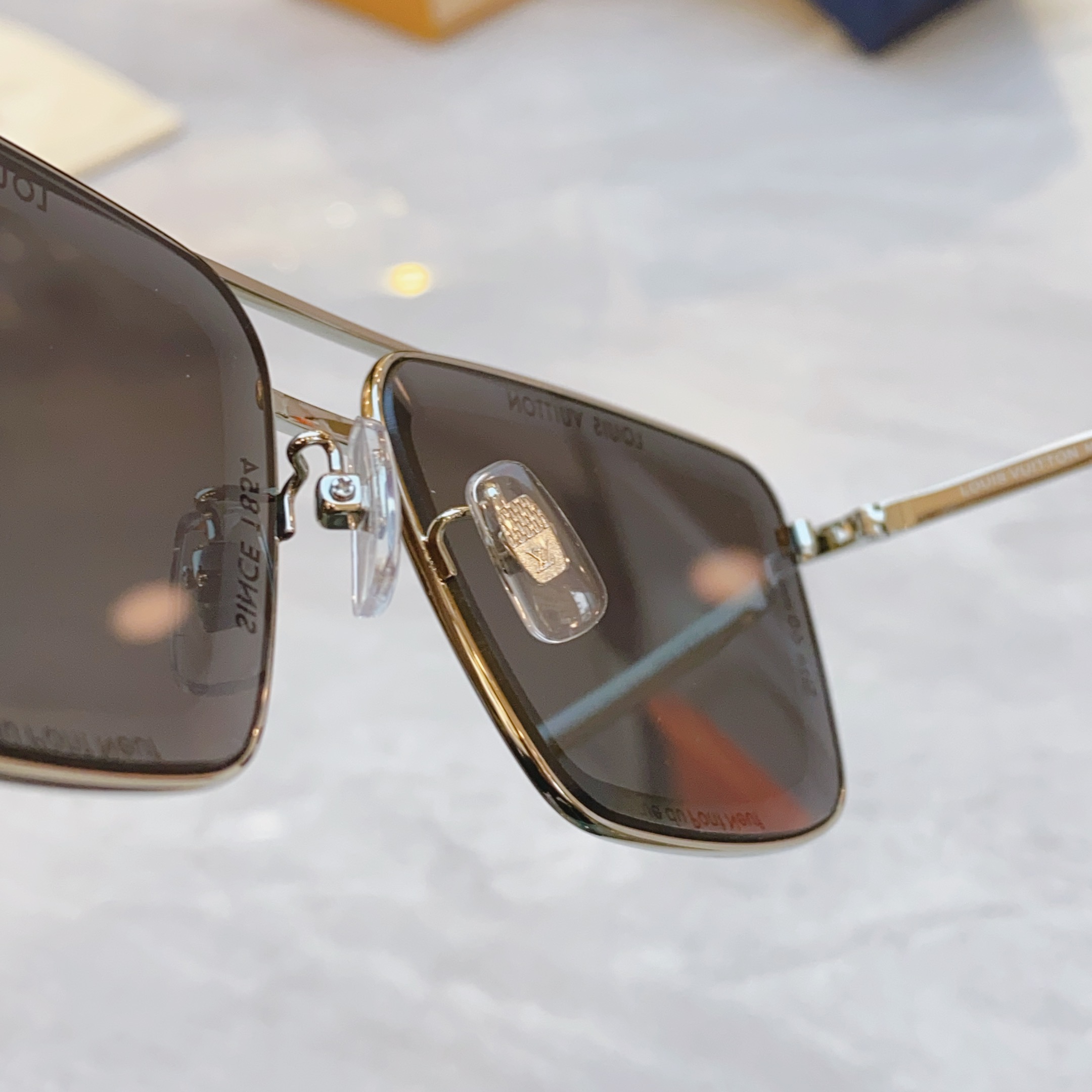 ，【LOUIS VUITTO*】路易*威登新款太阳镜，MODEL：Z2610，SIZE：61口13-14