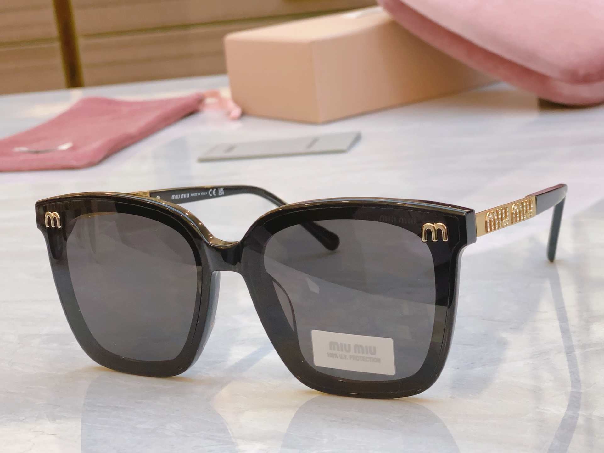 ，【MIU MI*】缪*缪新款太阳镜，MODELSMU 21S，SIZE：64口15-145