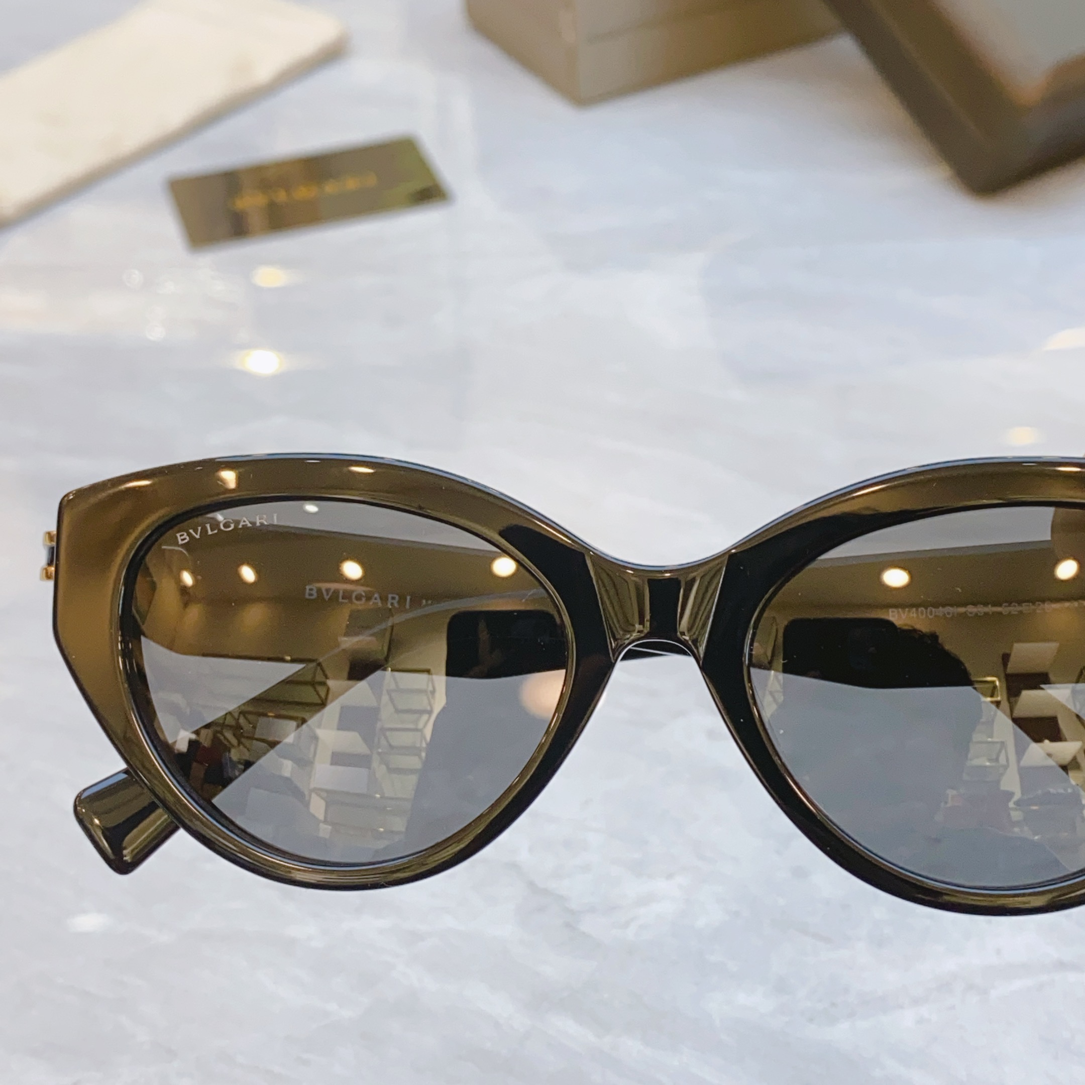 ，【BVLGA*】宝格*丽新款太阳镜，
MODEL：BV l，SIZE：52口20-145