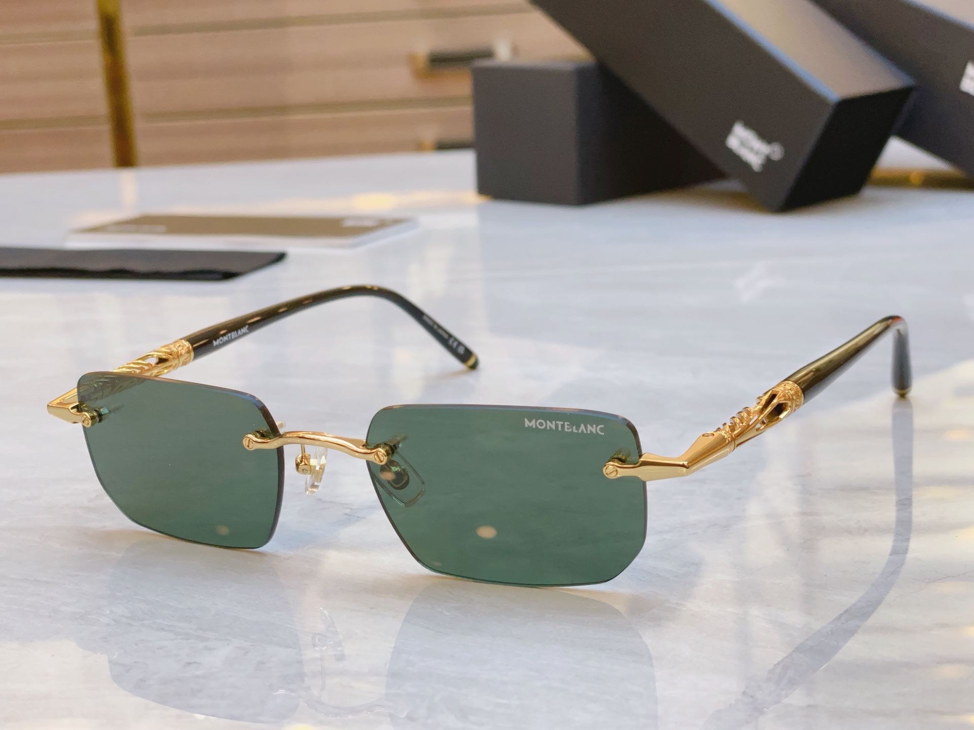 ，【MONT BLAN*】万宝*龙新款太阳镜🕶️。MODELMB0348S，SIZE 54口20-150