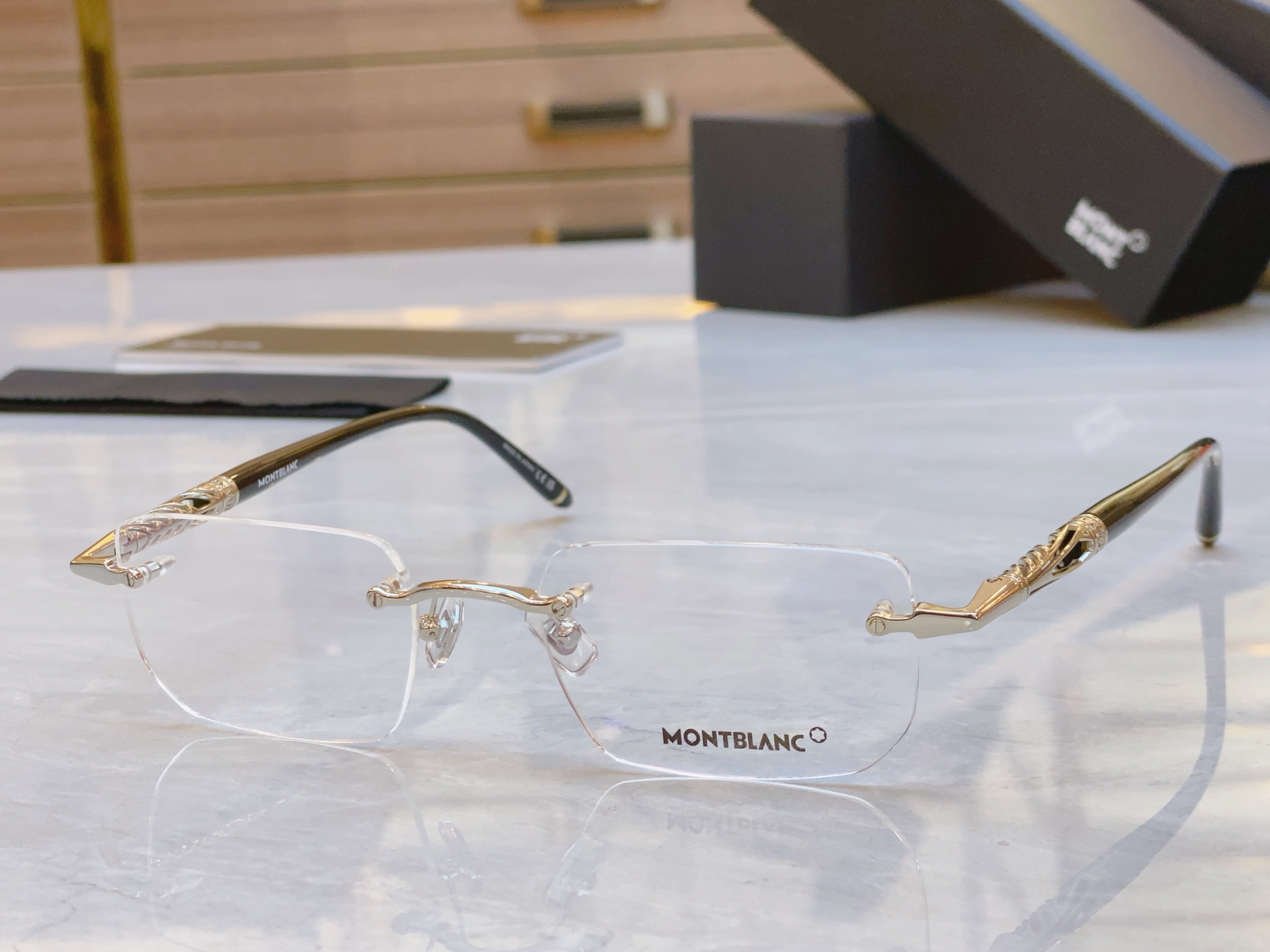 ，【MONT BLAN*】万宝*龙新款眼镜架🕶️。MODELMB0348S，SIZE 54口20-150