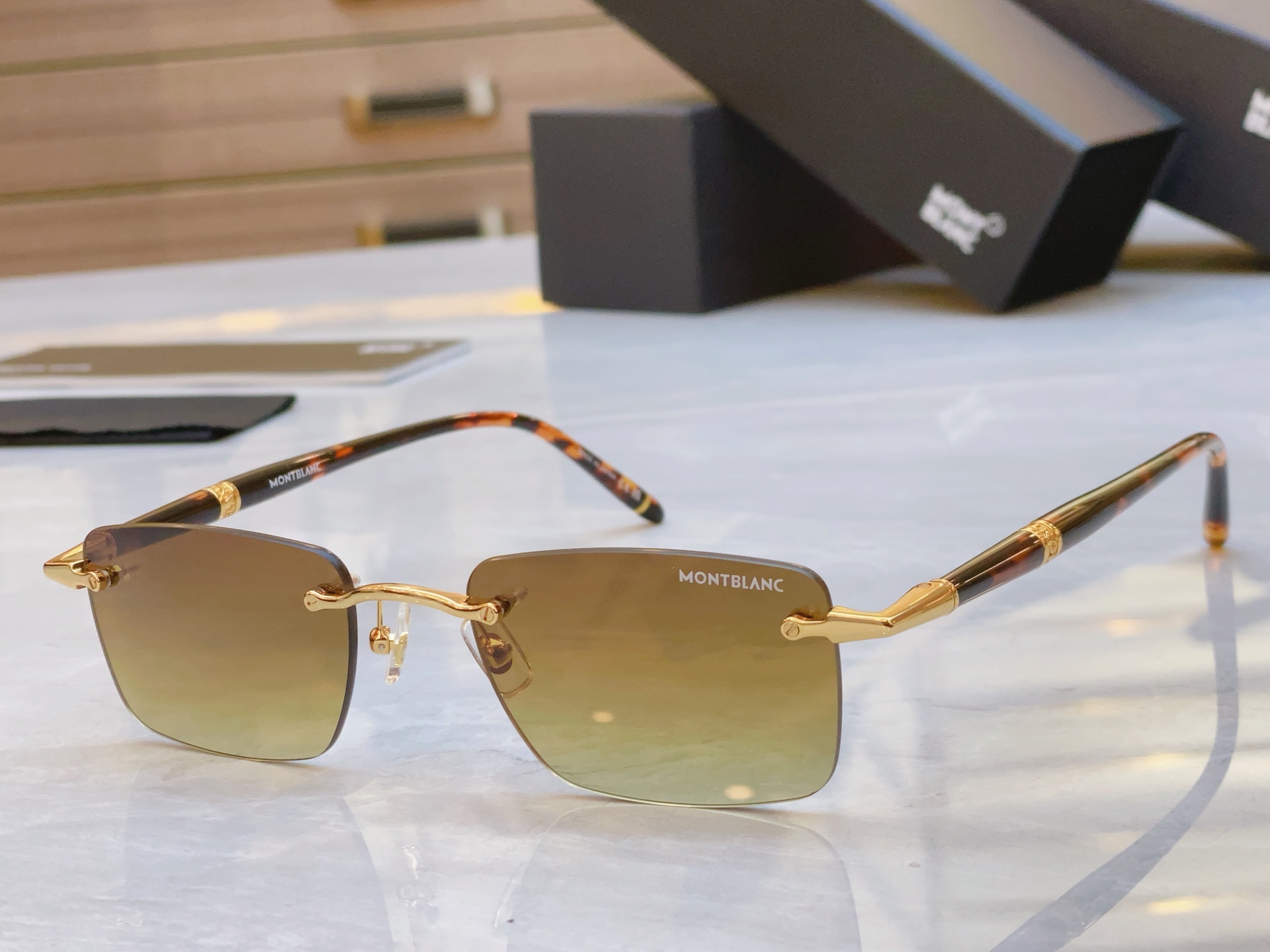 ，【MONT BLAN*】万宝*龙新款眼镜架🕶️。MODELMB0344S，SIZE 54口20-150