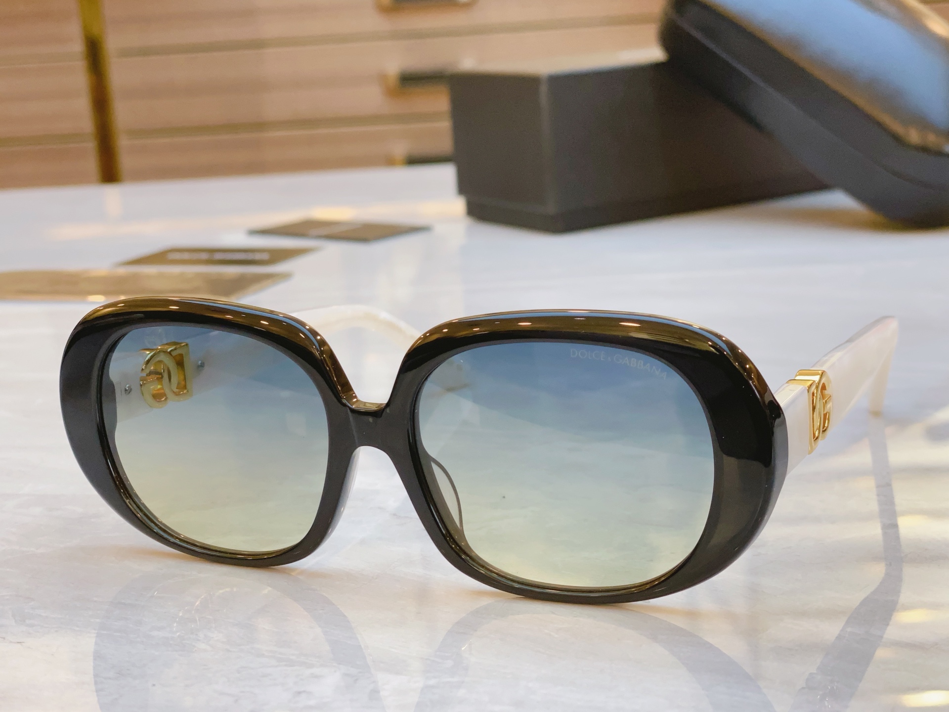 ，【DOLCE & GABBAN*】D*G新款太阳镜，MODEL：DG4476，SIZE：57口17-1