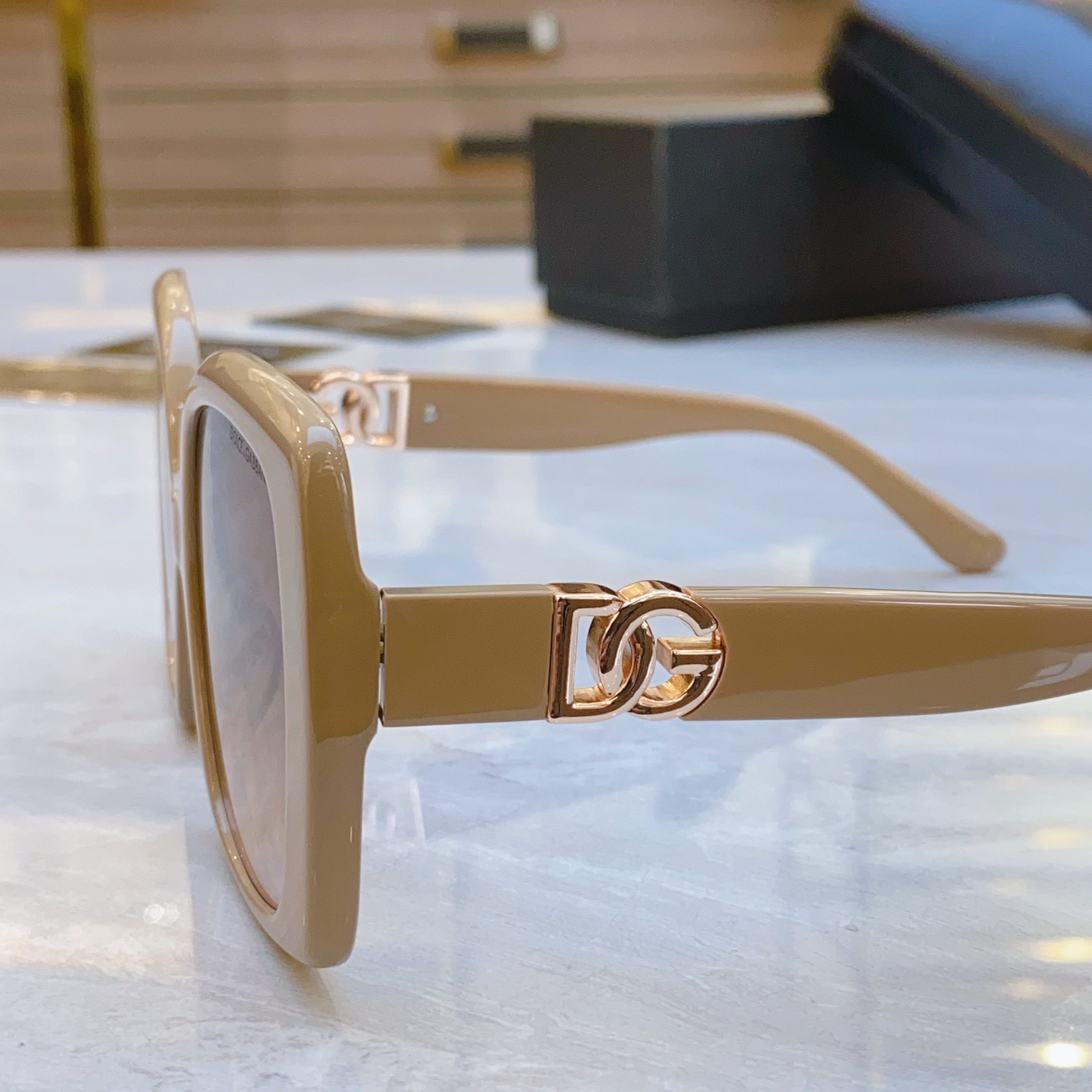 ，【DOLCE & GABBAN*】D*G新款太阳镜，MODEL：DG4475，SIZE：58口17-1
