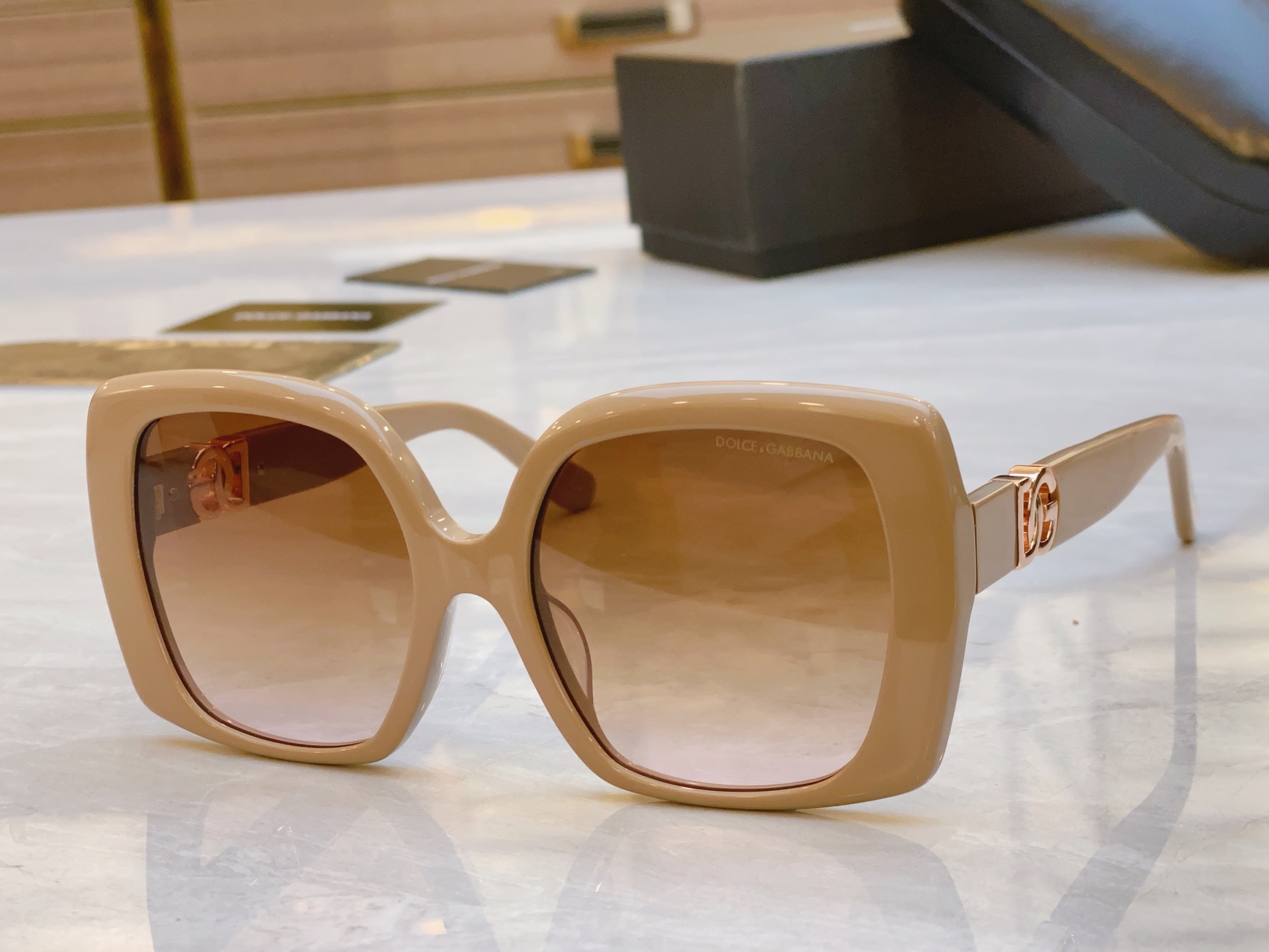 ，【DOLCE & GABBAN*】D*G新款太阳镜，MODEL：DG4475，SIZE：58口17-1