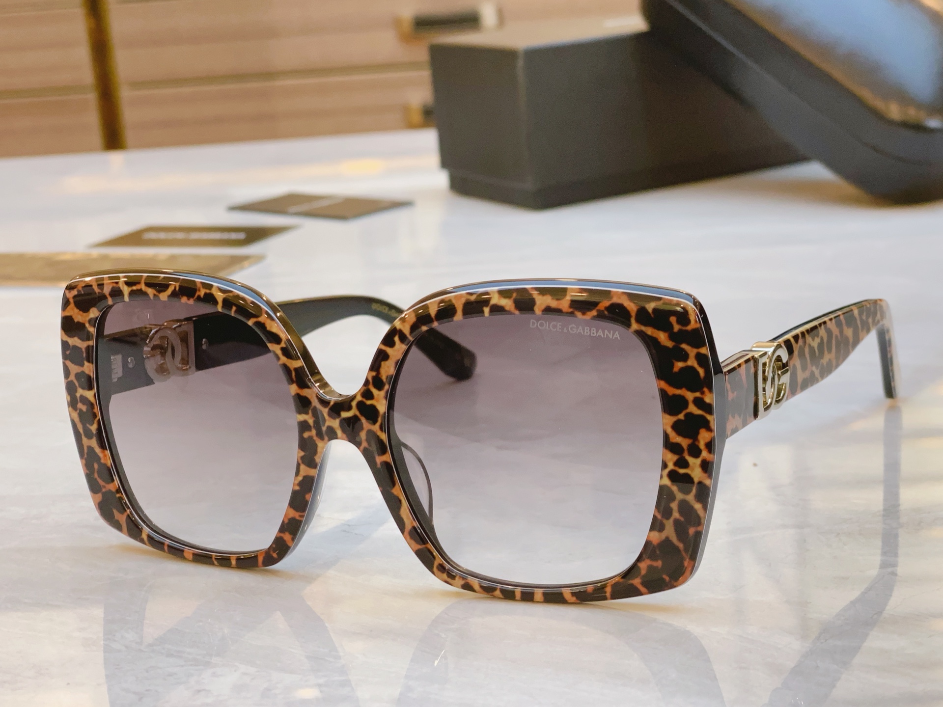 ，【DOLCE & GABBAN*】D*G新款太阳镜，MODEL：DG4475，SIZE：58口17-1