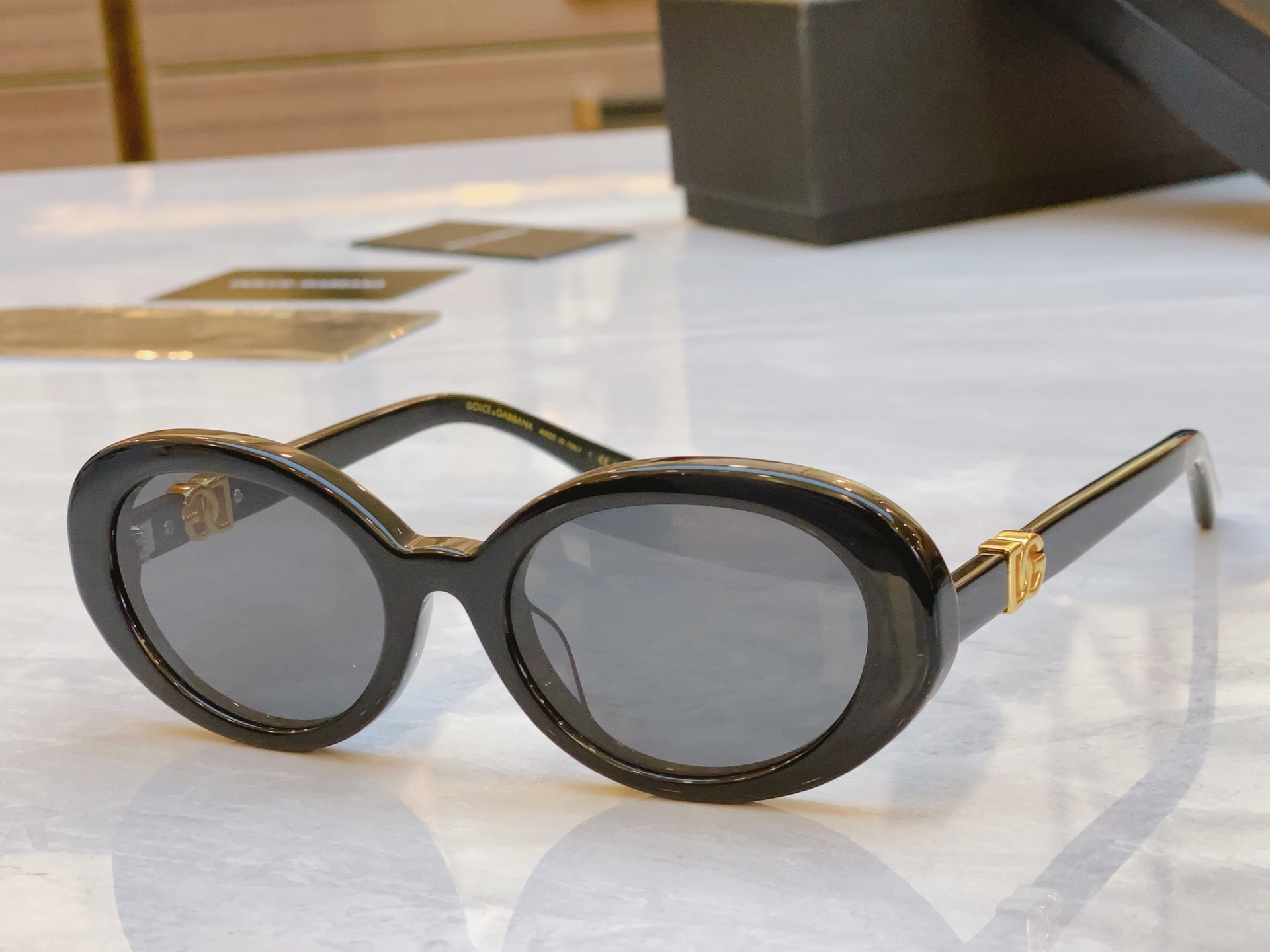 ，【DOLCE & GABBAN*】D*G新款太阳镜，MODEL：DG6007U，SIZE：51口19-