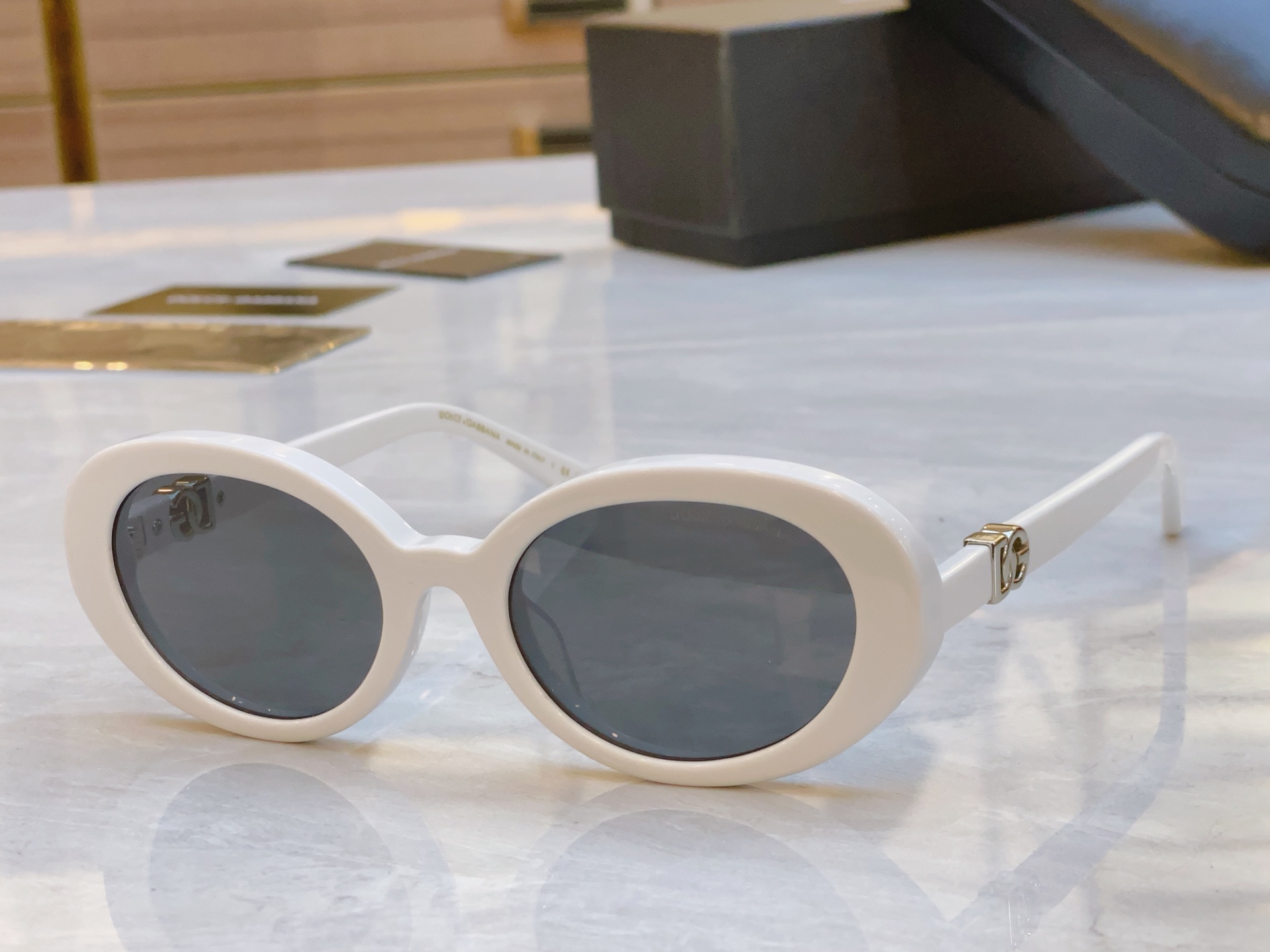 ，【DOLCE & GABBAN*】D*G新款太阳镜，MODEL：DG6007U，SIZE：51口19-