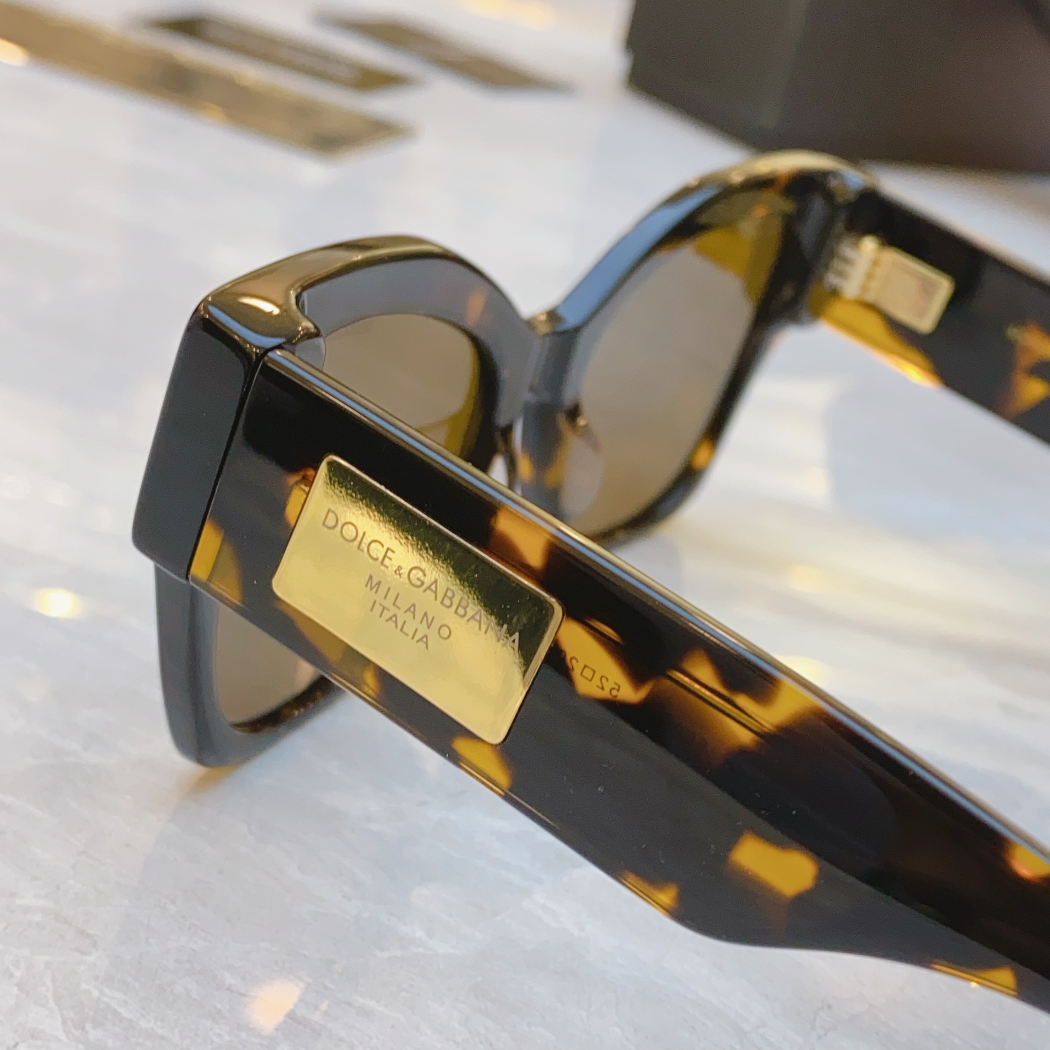，【DOLCE & GABBAN*】D*G新款太阳镜，MODEL：DG4480，SIZE：53口19-1