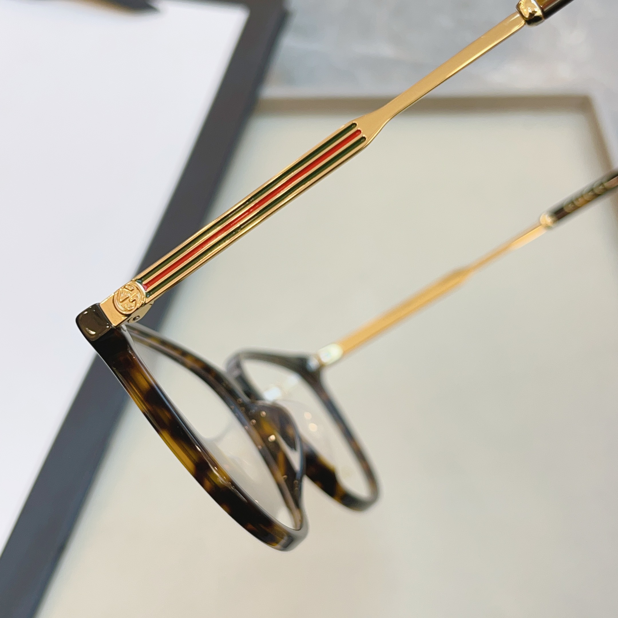 ，【GUCC*】古*驰新款眼镜架，GG1528OA，SIZE54口16-145 