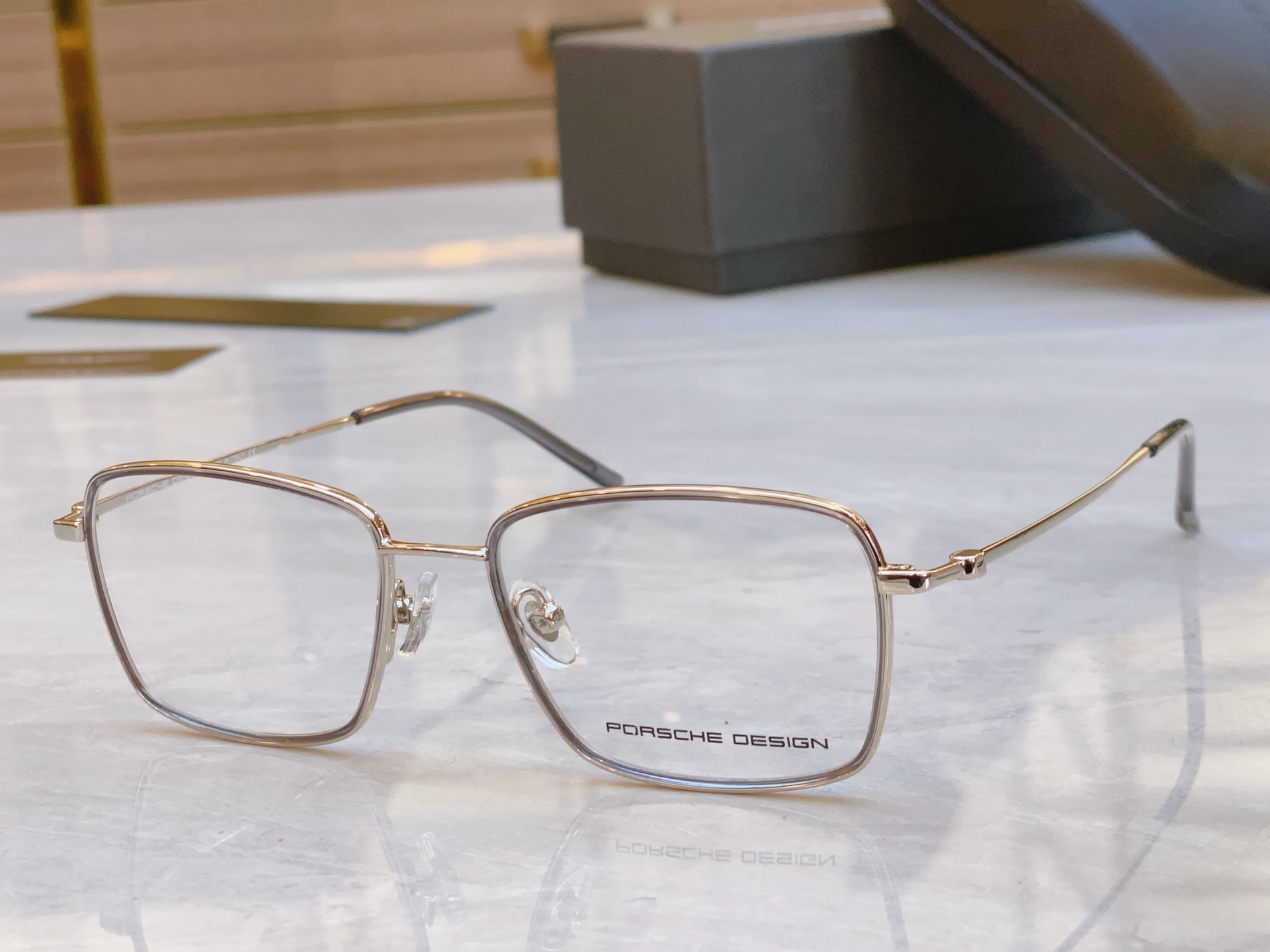 ，【PORSCHE DESIG*】保时*捷新款光学镜，MODEL：，SIZE：53口18-145