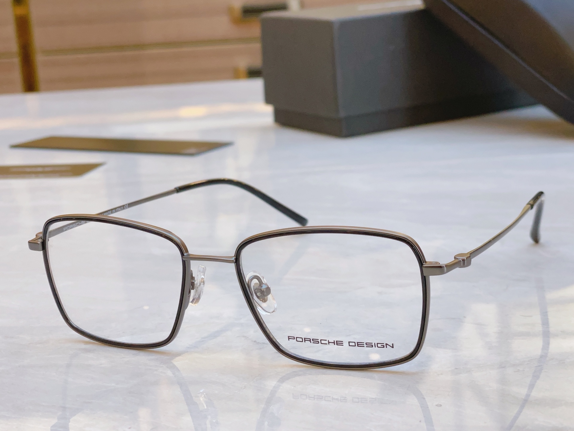 ，【PORSCHE DESIG*】保时*捷新款光学镜，MODEL：，SIZE：53口18-145