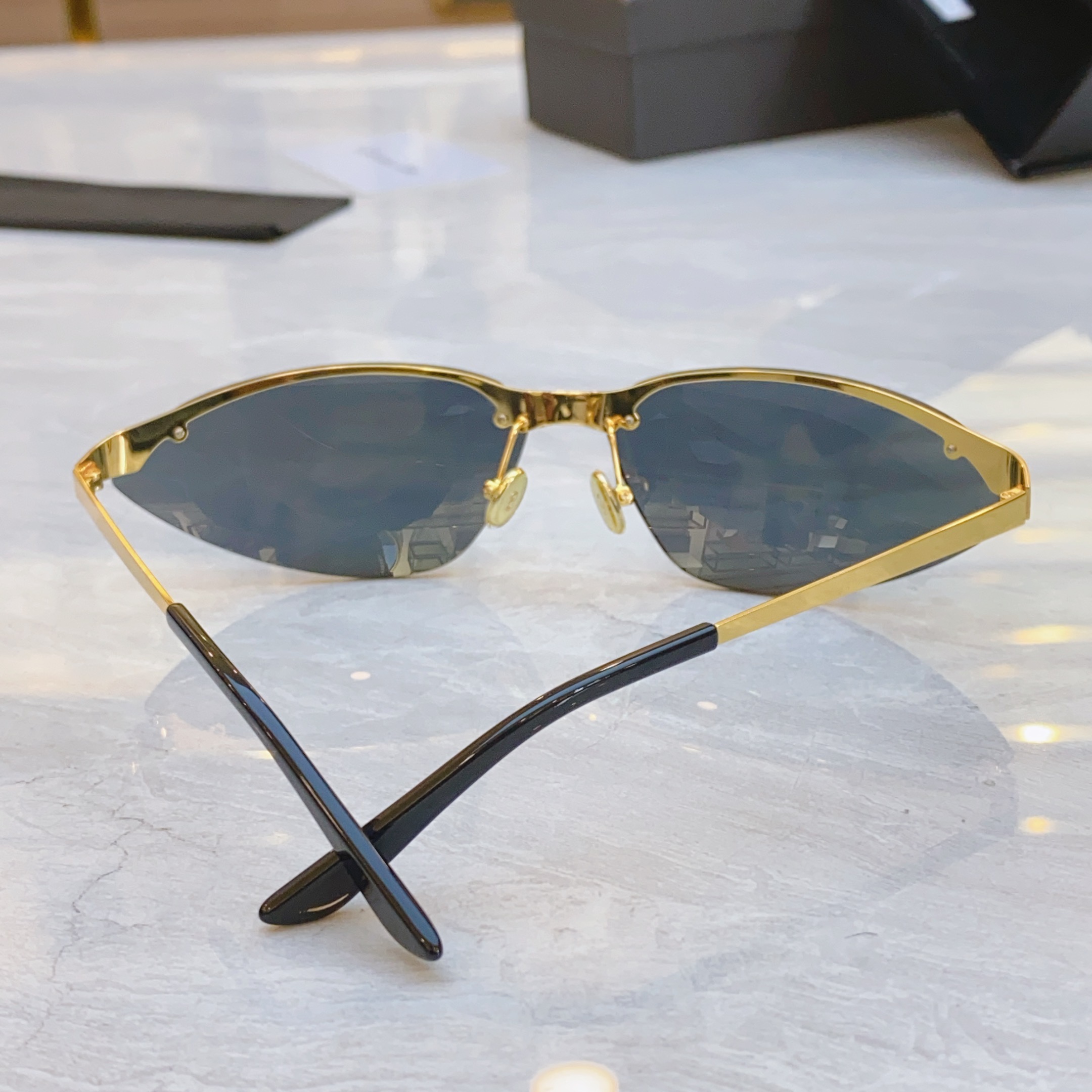 ，【DIO* 】迪*奥新款太阳镜，
MODEL：Dior FASTER S49Y4， SIZE：78口1