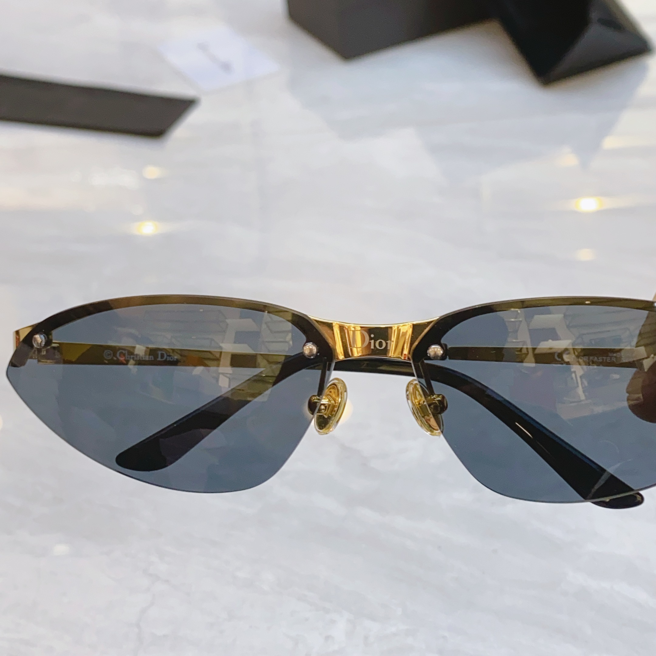，【DIO* 】迪*奥新款太阳镜，
MODEL：Dior FASTER S49Y4， SIZE：78口1