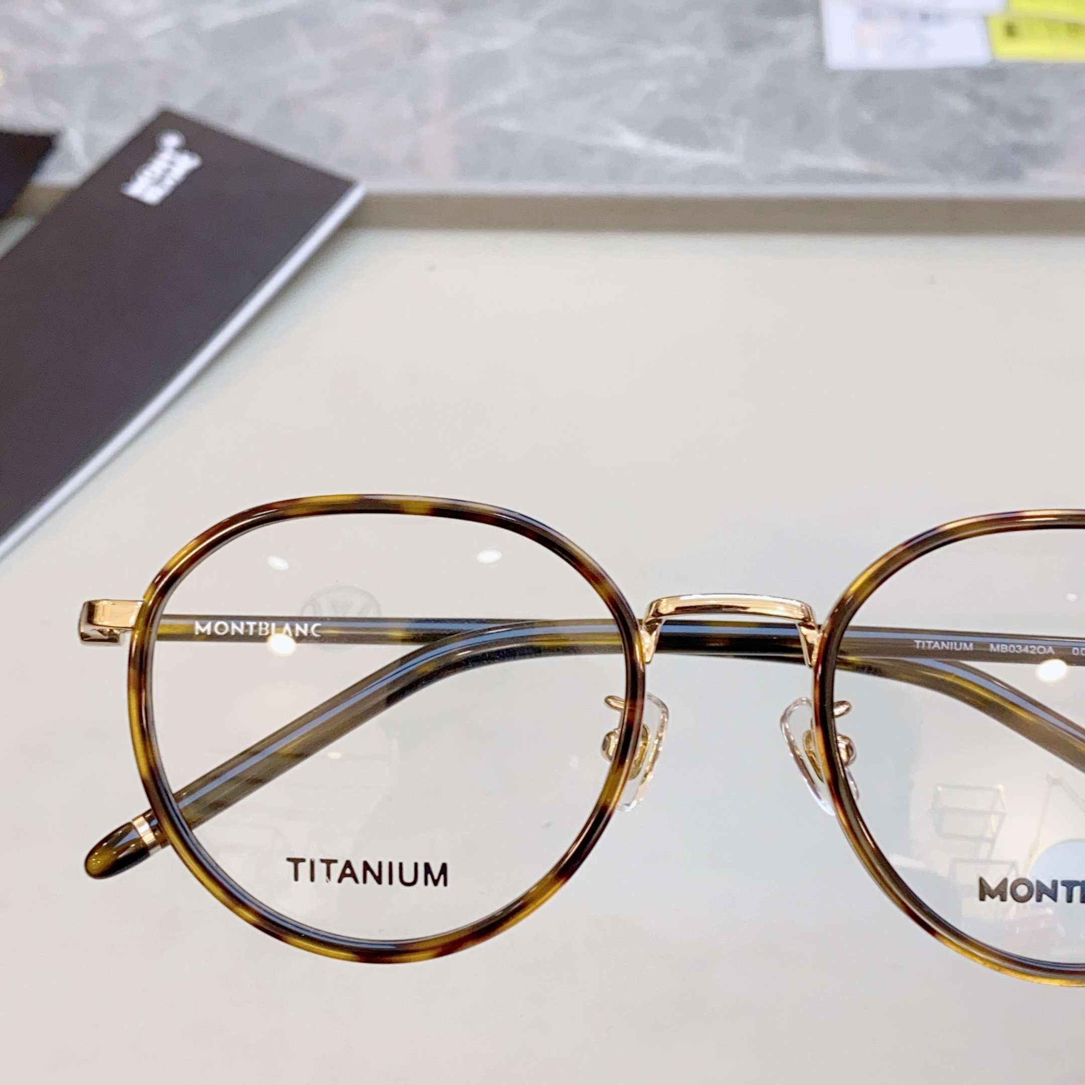 ，【MONT BLAN*】万宝*龙新款眼镜架🕶️。MODELMB0342OA，SIZE 51口20-14
