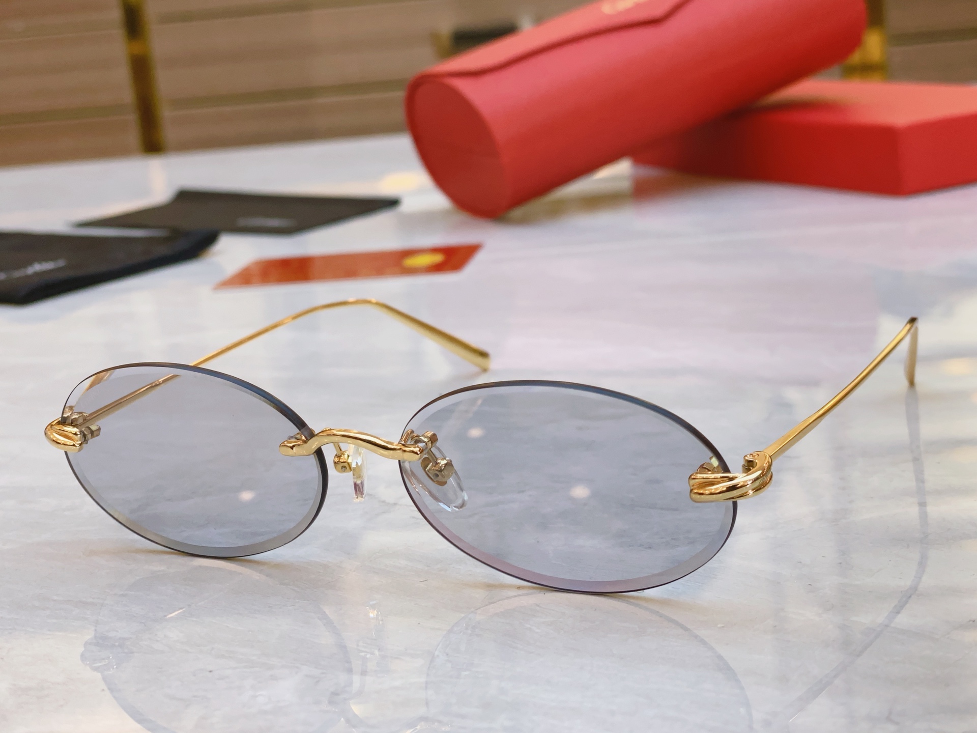 太阳 变色，【CARTIE*】卡地*亚新款太阳镜，CT0475，size59口17-145