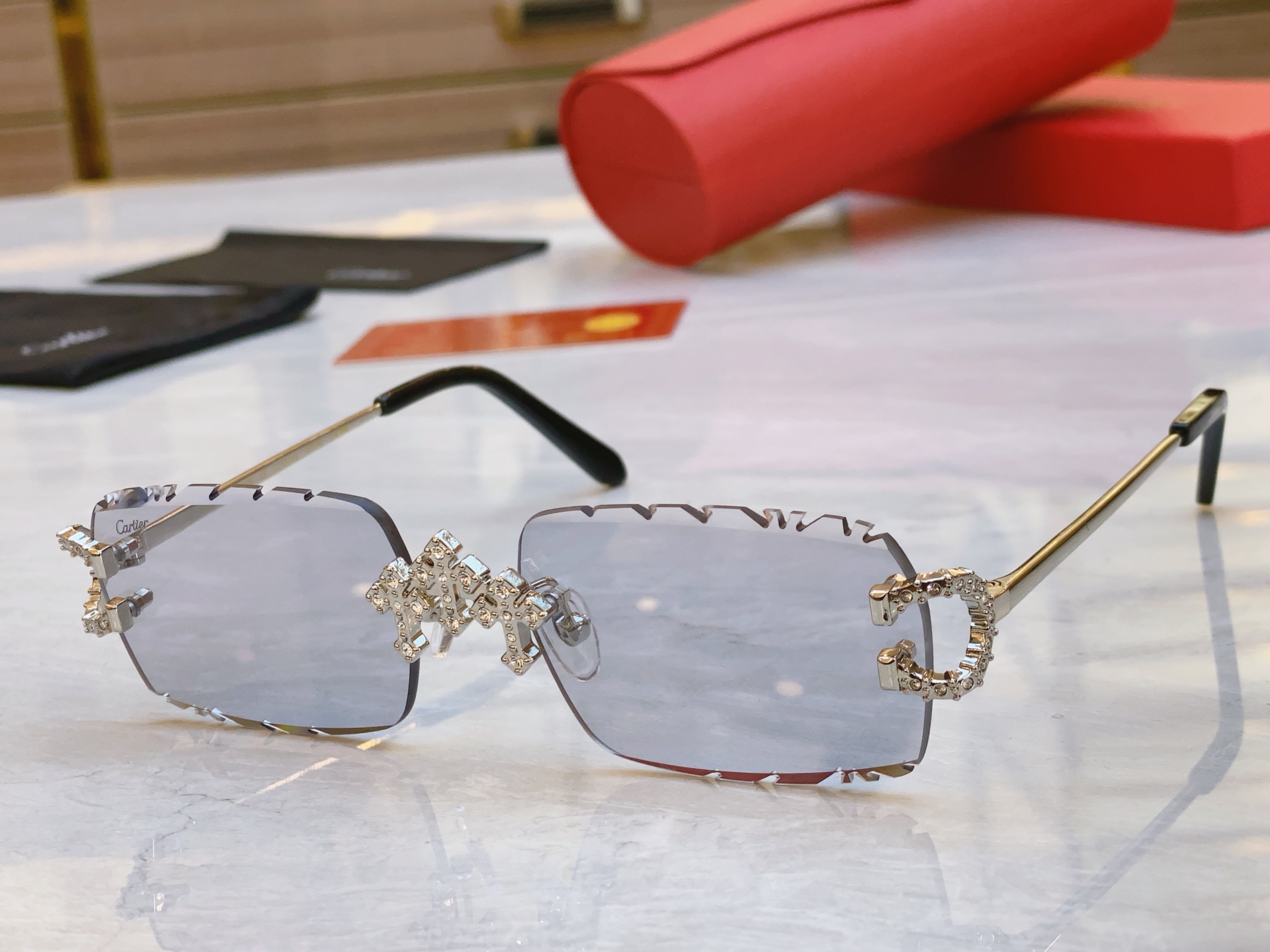 ，【CARTIE*】卡地*亚新款太阳镜，CT0678，size57口17-142