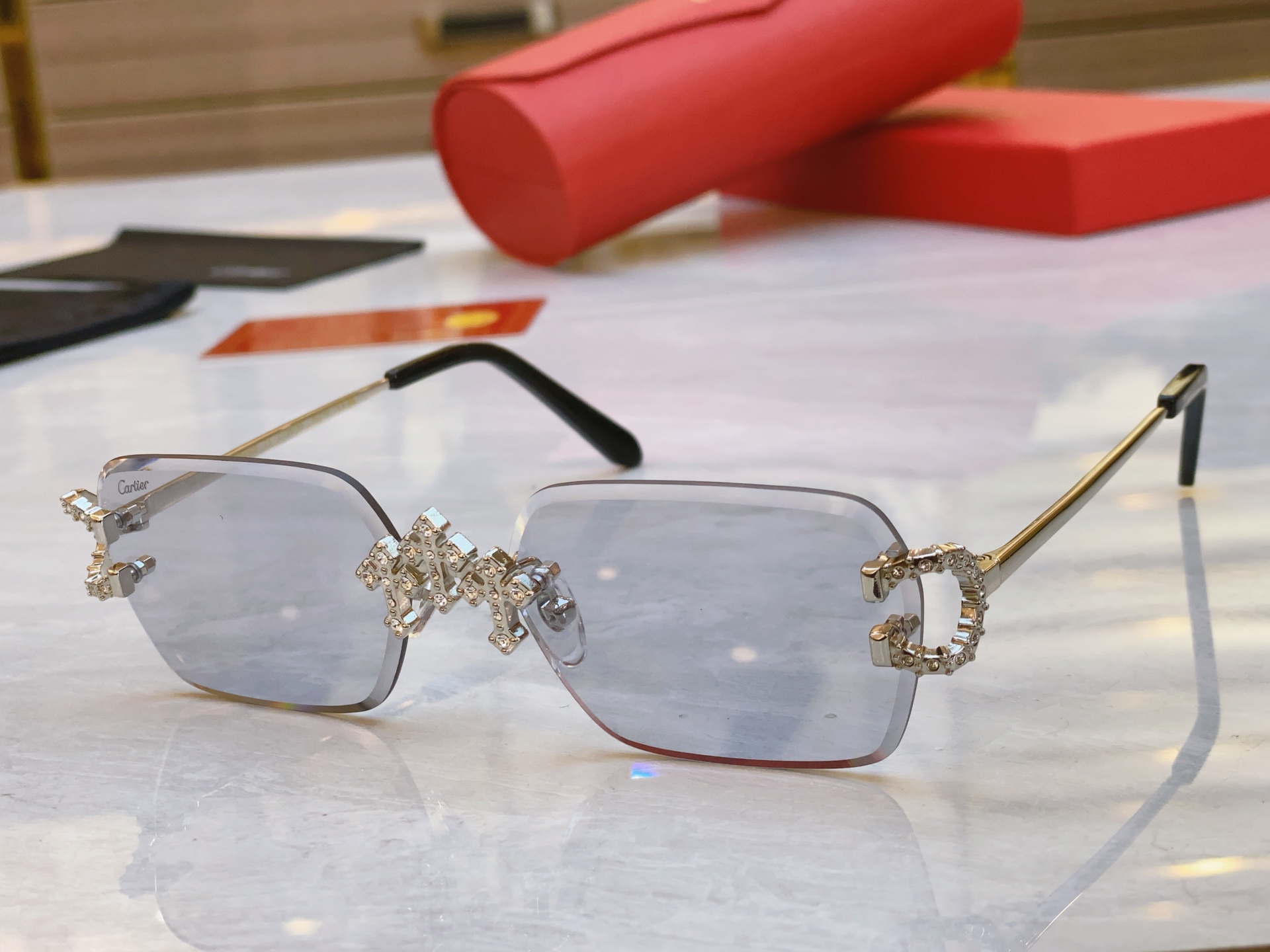 ，【CARTIE*】卡地*亚新款太阳镜，CT0679，size57口17-142