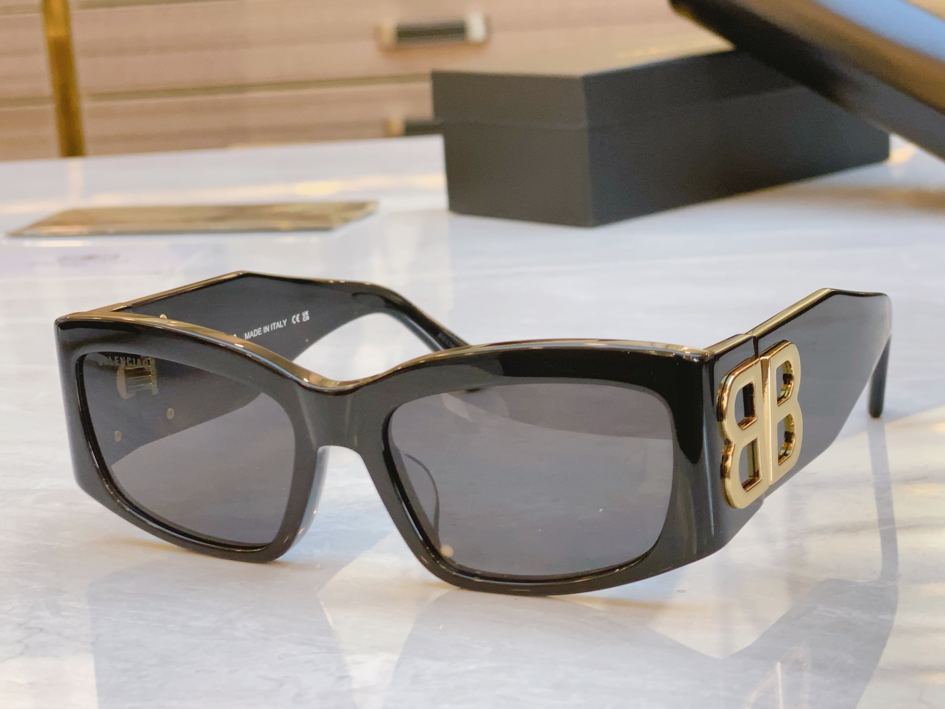 ，【BALENCIAG*】巴黎*世家新款太阳镜，MODEL：BB0360S，SIZE：56口19-130