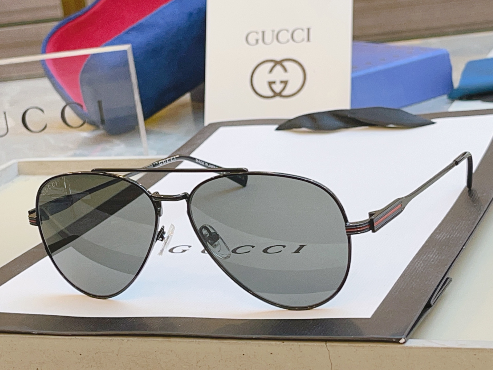 ，【GUCC*】古*驰新款太阳镜🕶️，MODEL：GG1847S，SIZE57口14-145