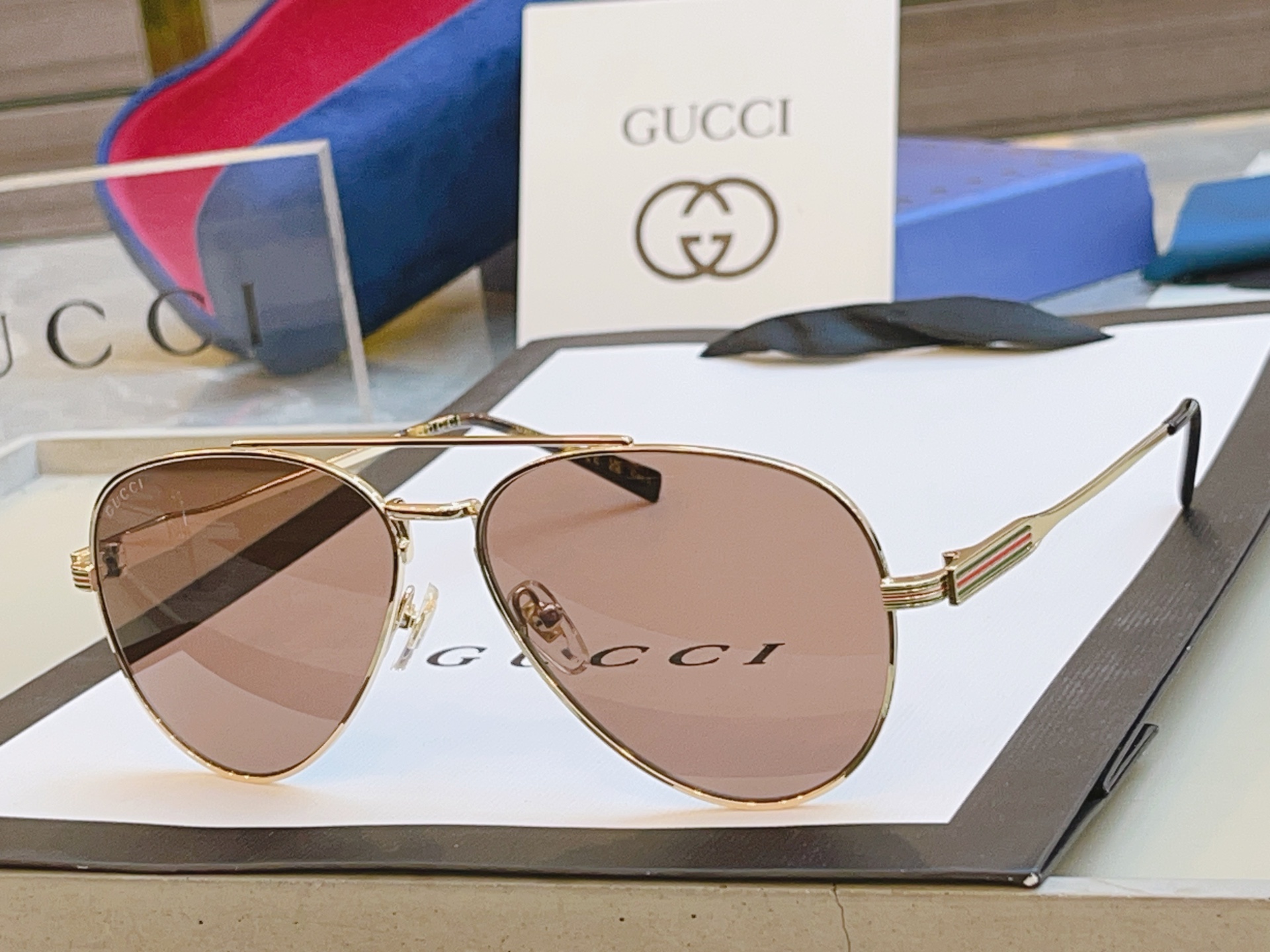 ，【GUCC*】古*驰新款太阳镜🕶️，MODEL：GG1847S，SIZE57口14-145