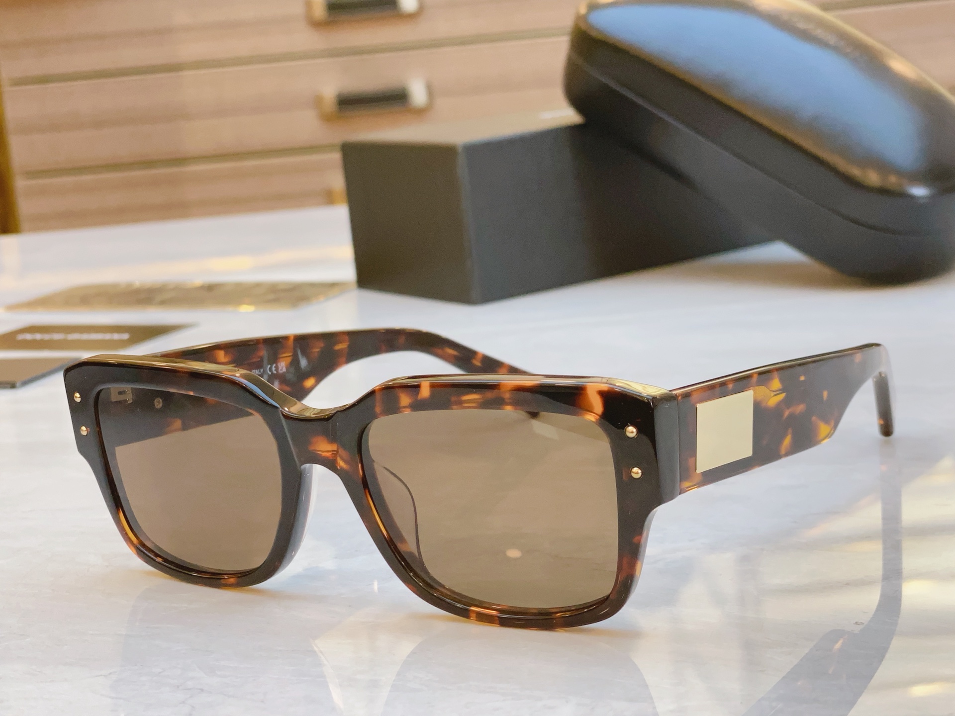 ，【DOLCE & GABBAN*】D*G新款太阳镜，MODEL：DG4483，SIZE：53口20-1